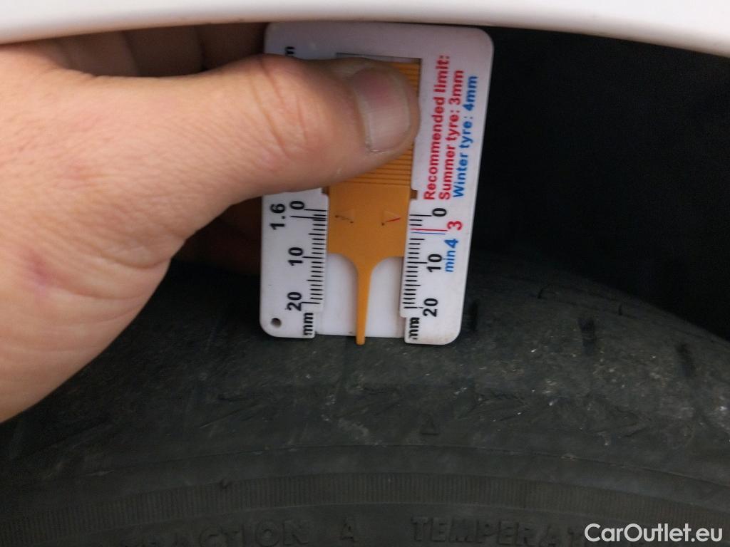  Opel  Corsa OPEL  / 2019 / 5P / berlina con portón 1.2T XHL 74kW (100CV) Edition (AC2) #8