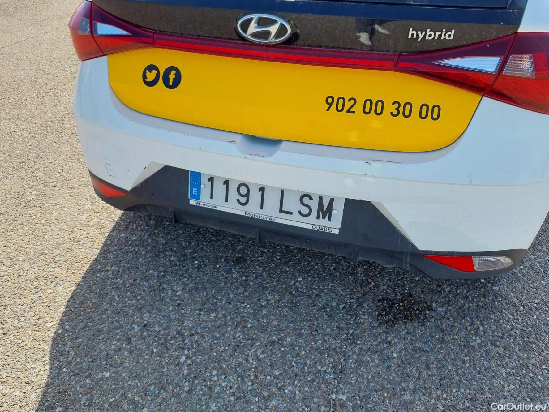  Hyundai  i20 HYUNDAI  / 2020 / 5P / berlina con portón 1.0 TGDI 74kW (100CV) 48V Essence #18