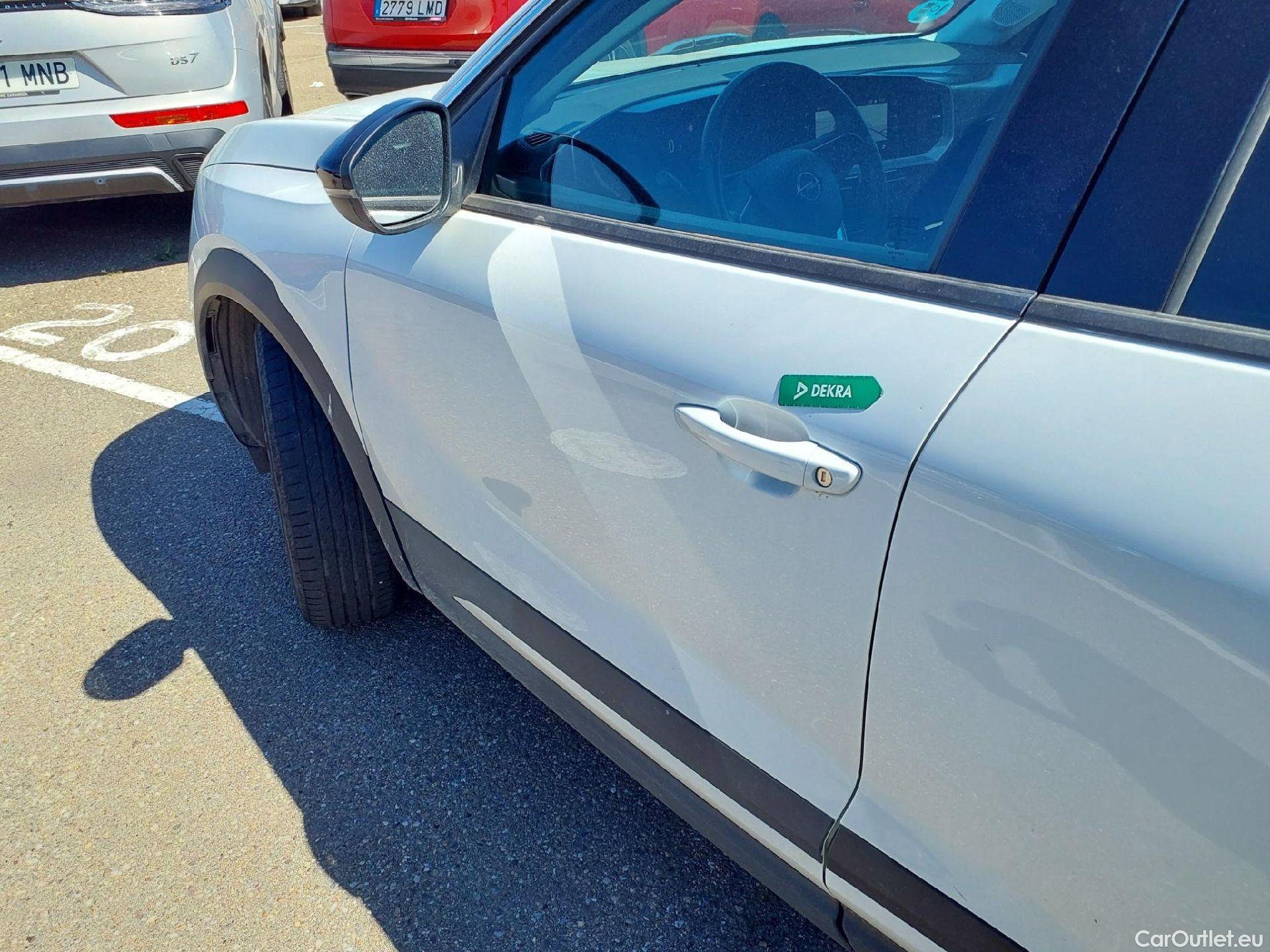  Opel  Mokka OPEL  / 2020 / 5P / todoterreno 1.5 D Business Elegance (AC) #6