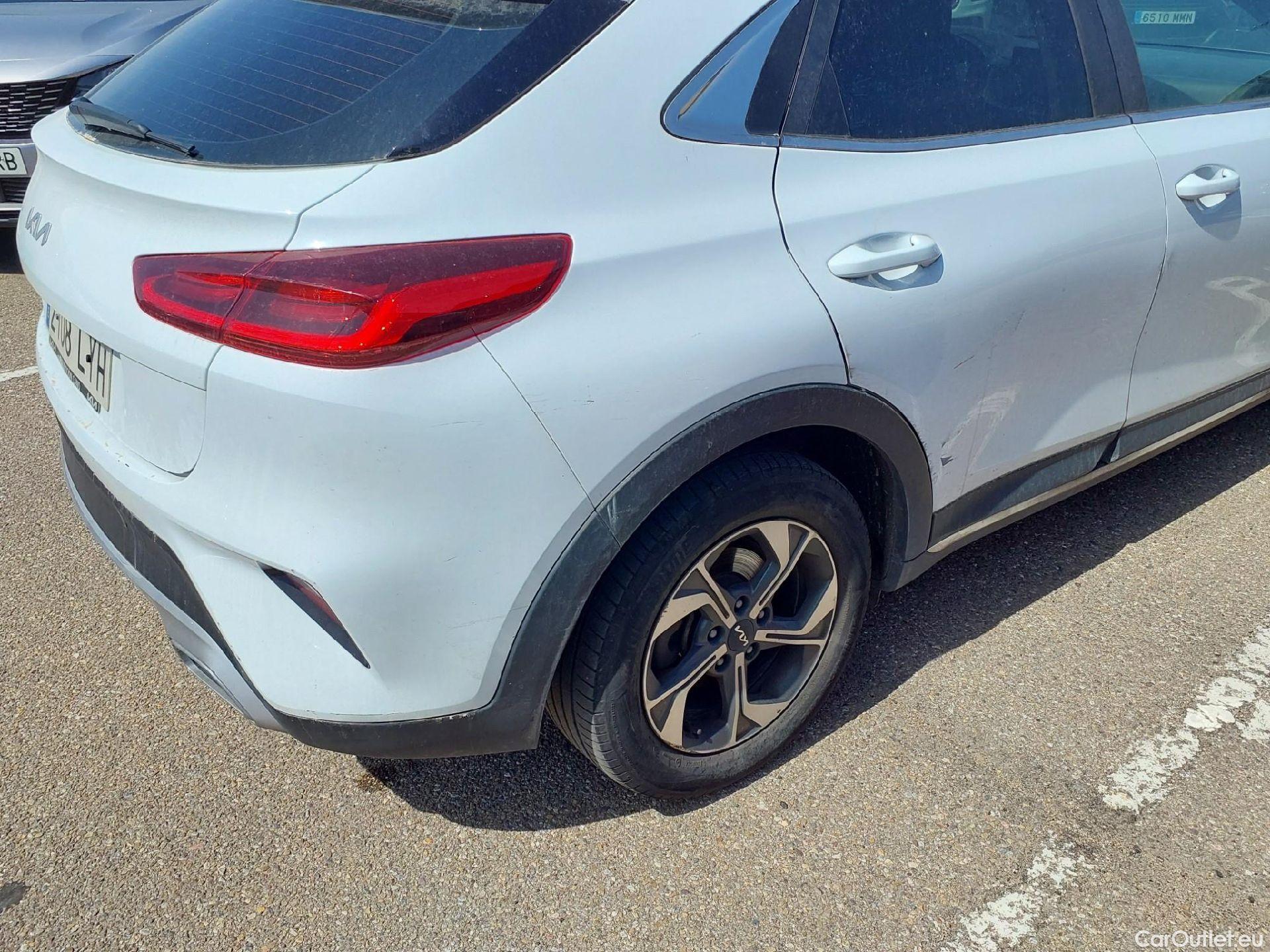  KIA  XCeed KIA  / 2019 / 5P / todoterreno 1.0 T-GDi Drive 88kW (120CV) #33
