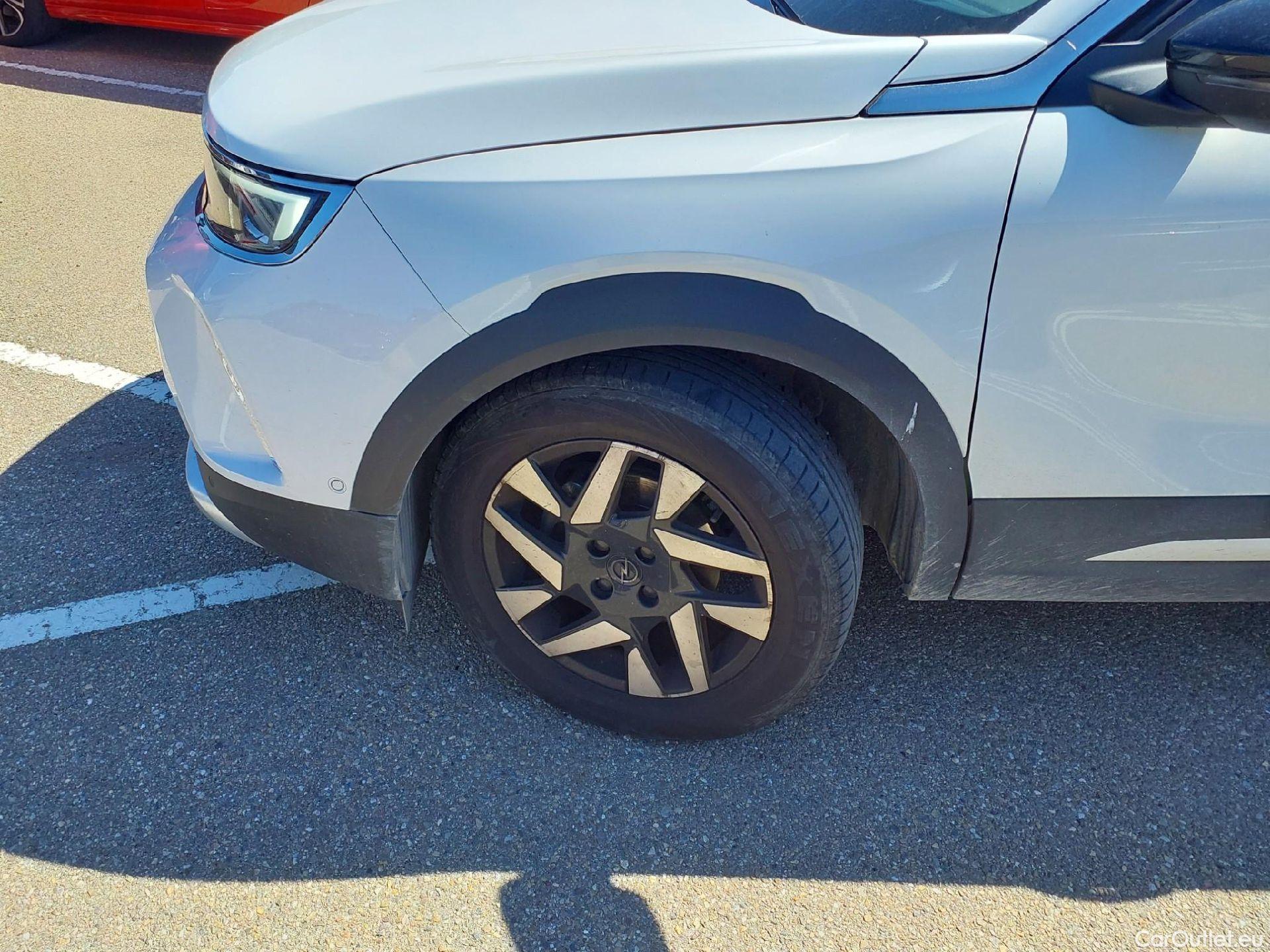  Opel  Mokka OPEL  / 2020 / 5P / todoterreno 1.5 D Business Elegance (AC) #2