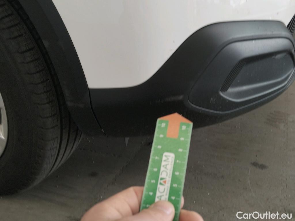  Citroen  C4 CITROEN  / 2020 / 5P / berlina con portón BlueHdi 110 S&S Live Pack #18