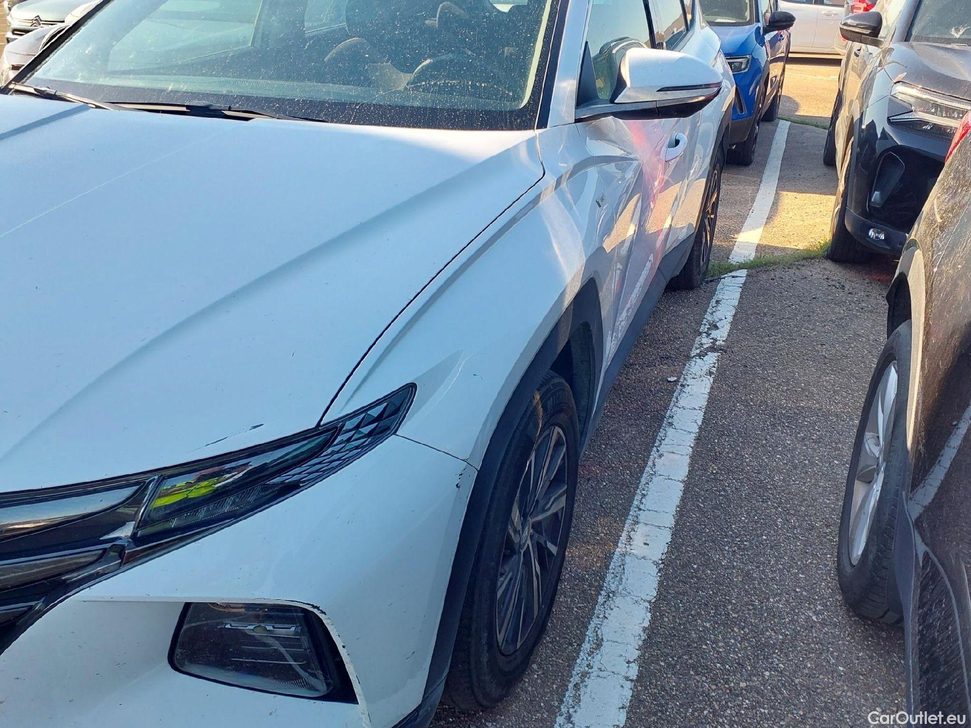  Hyundai  Tucson HYUNDAI  / 2020 / 5P / todoterreno 1.6 CRDI 100kW (136CV) 48V Maxx DCT 4x4 #8