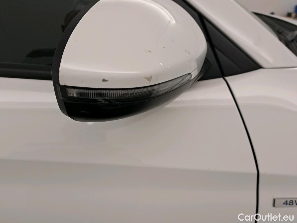  Hyundai  Tucson HYUNDAI  / 2018 / 5P / todoterreno 1.6 CRDI 85kW (116CV) 48V SLE 4X2(SP)(SL) #21