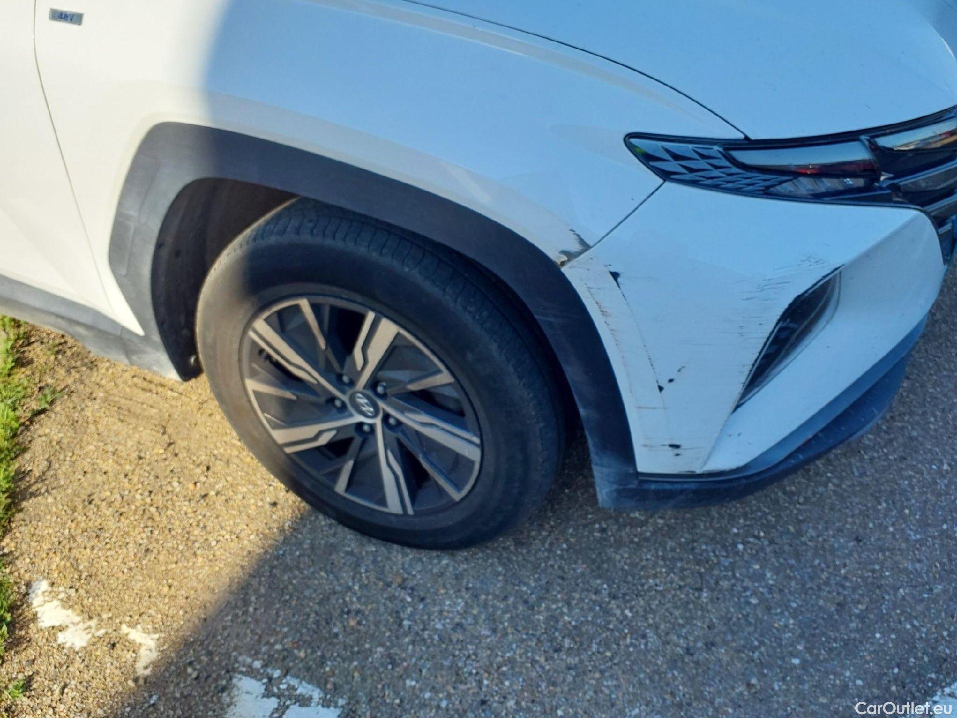  Hyundai  Tucson HYUNDAI  / 2020 / 5P / todoterreno 1.6 CRDI 100kW (136CV) 48V Maxx DCT 4x4 #30