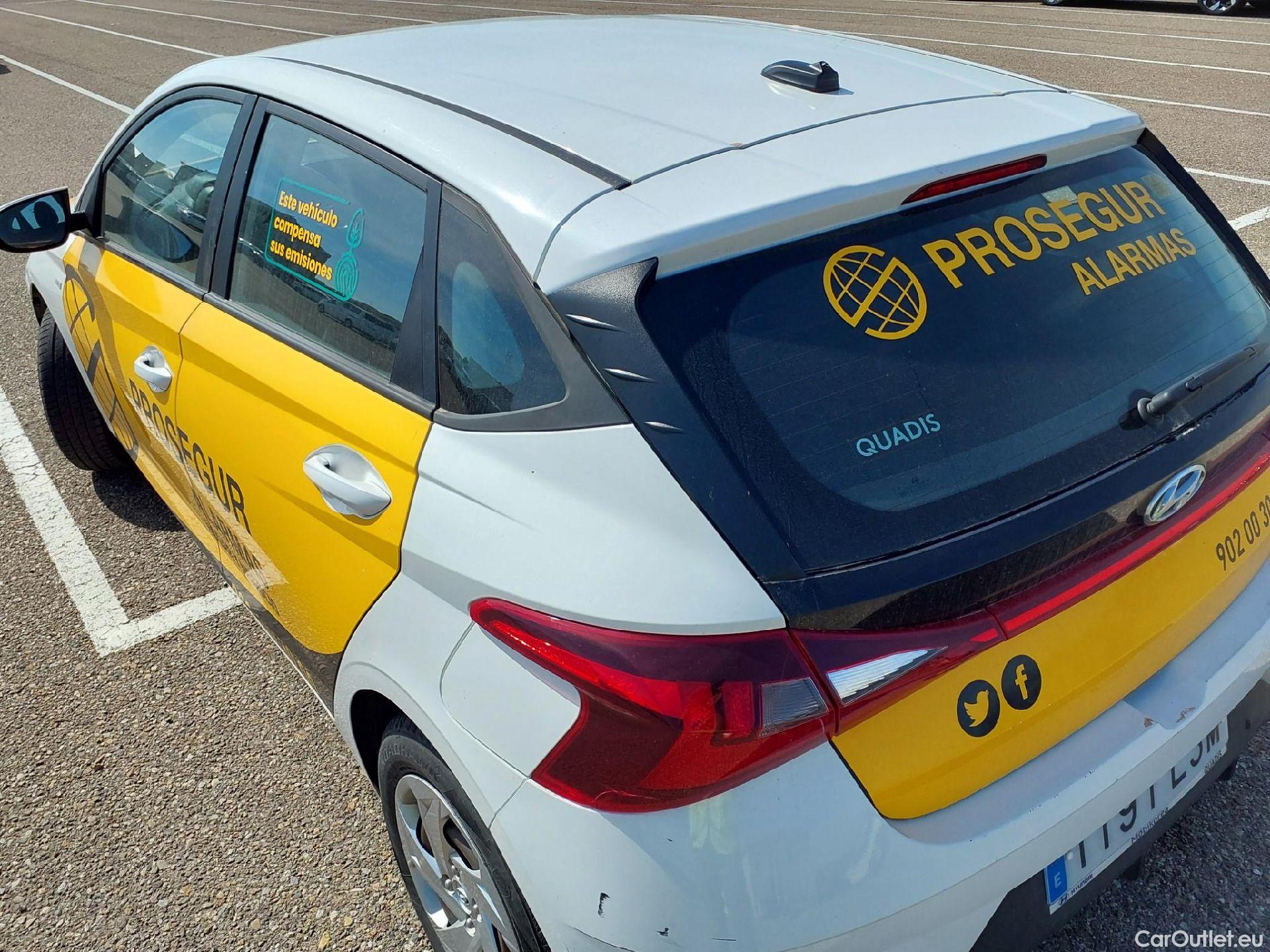  Hyundai  i20 HYUNDAI  / 2020 / 5P / berlina con portón 1.0 TGDI 74kW (100CV) 48V Essence #2