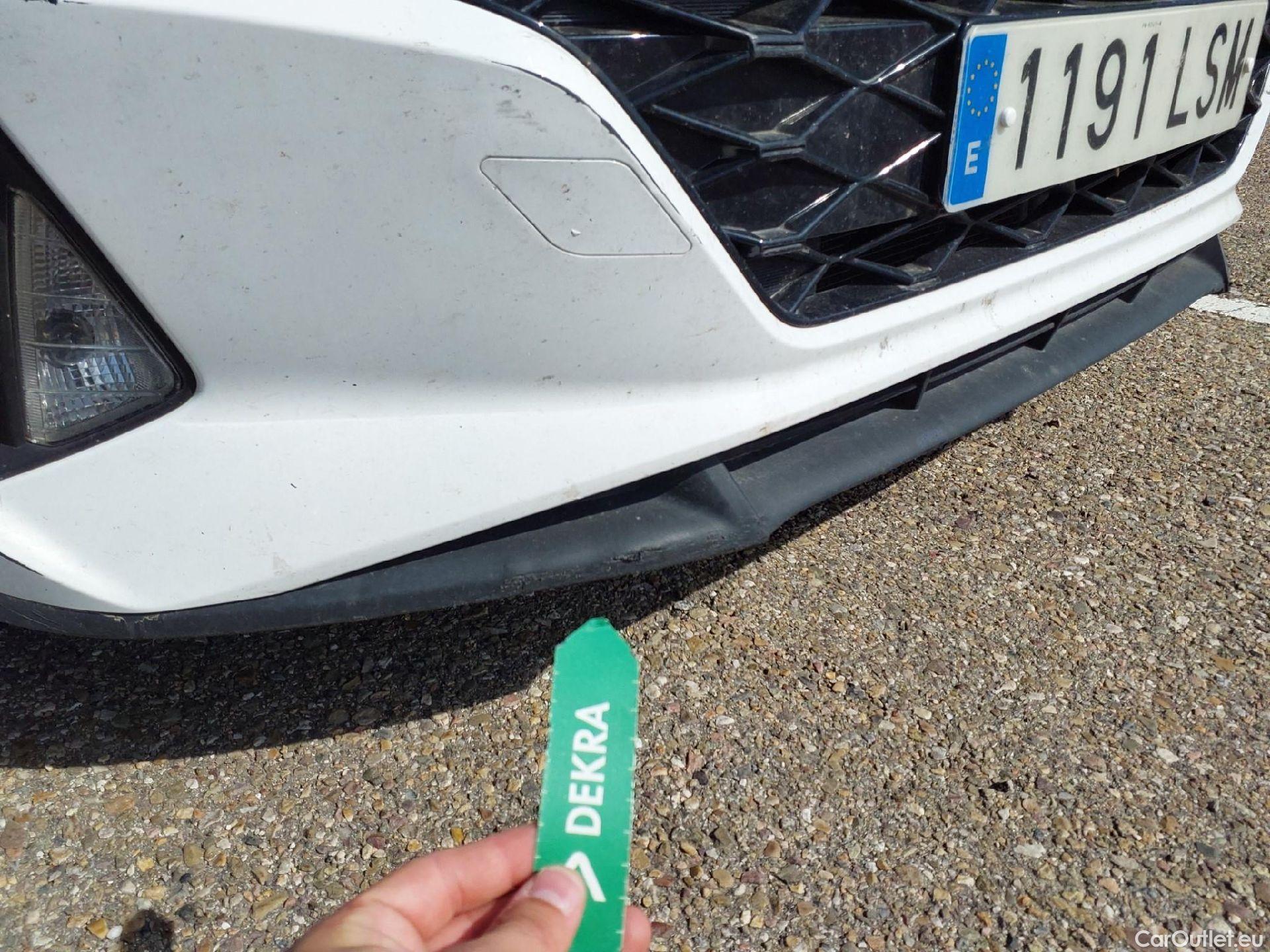  Hyundai  i20 HYUNDAI  / 2020 / 5P / berlina con portón 1.0 TGDI 74kW (100CV) 48V Essence #29