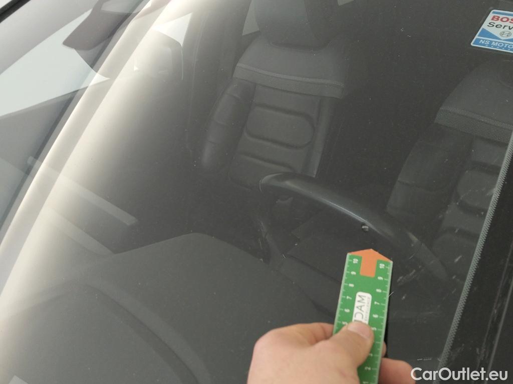  Citroen  C5 CITROEN  X / 2021 / 5P / berlina con portón PureTech 96kW (130CV) S&S EAT8 Shine #2