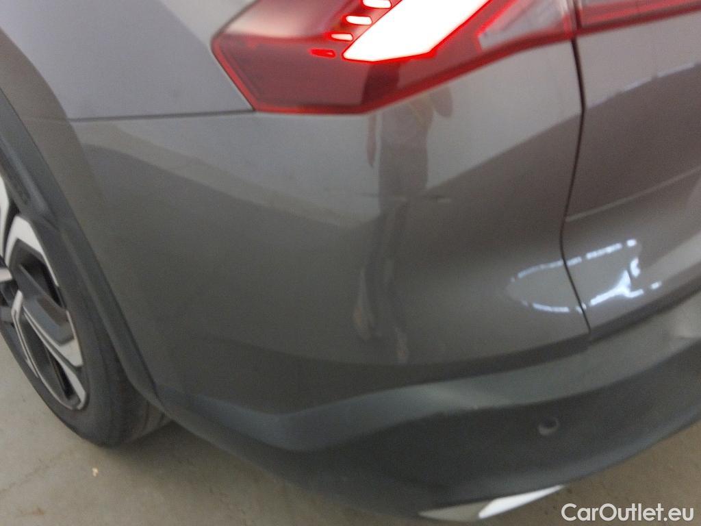  Citroen  C5 CITROEN  X / 2021 / 5P / berlina con portón PureTech 96kW (130CV) S&S EAT8 Shine #24