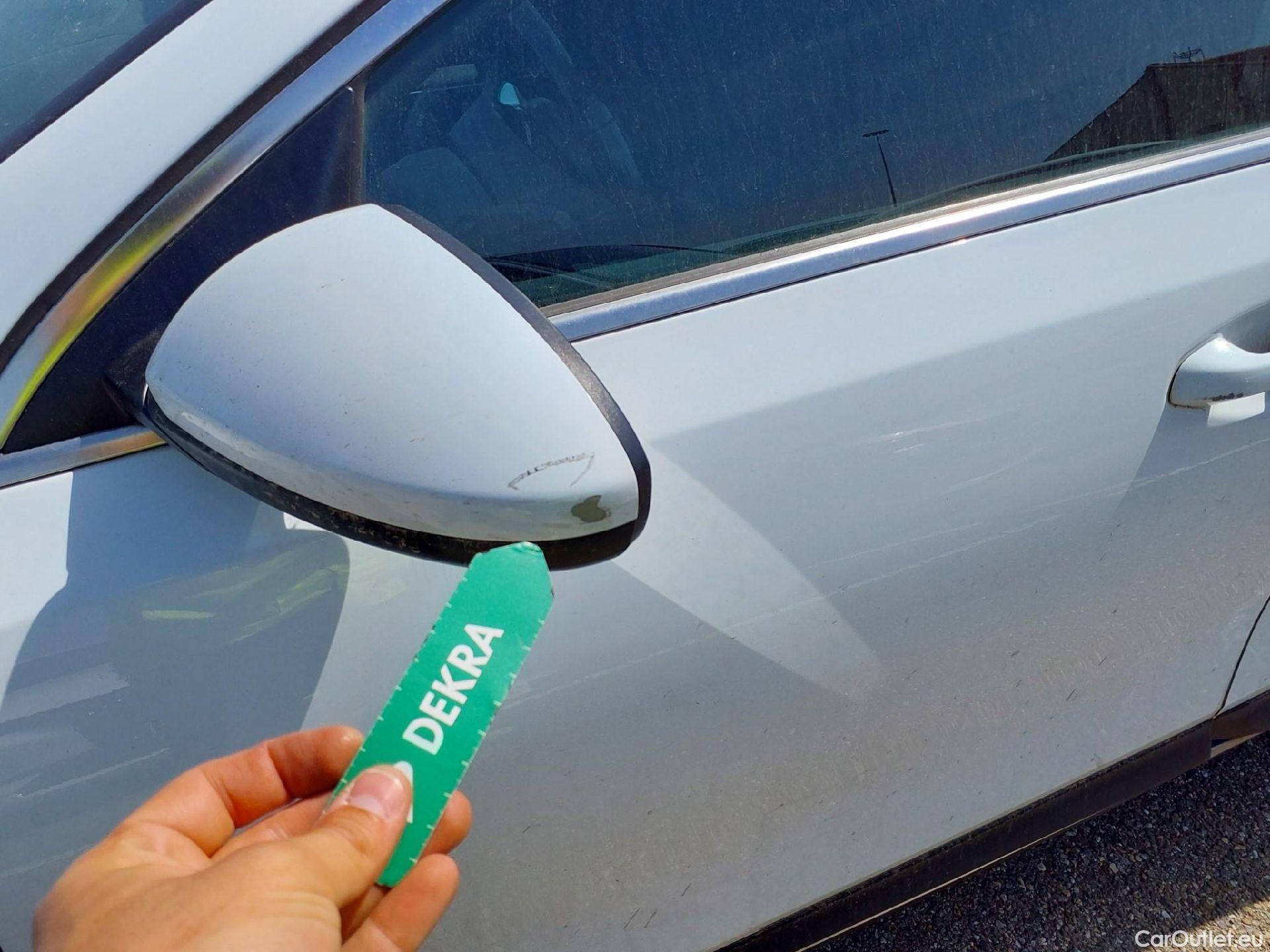  KIA  XCeed KIA  / 2019 / 5P / todoterreno 1.0 T-GDi Drive 88kW (120CV) #16