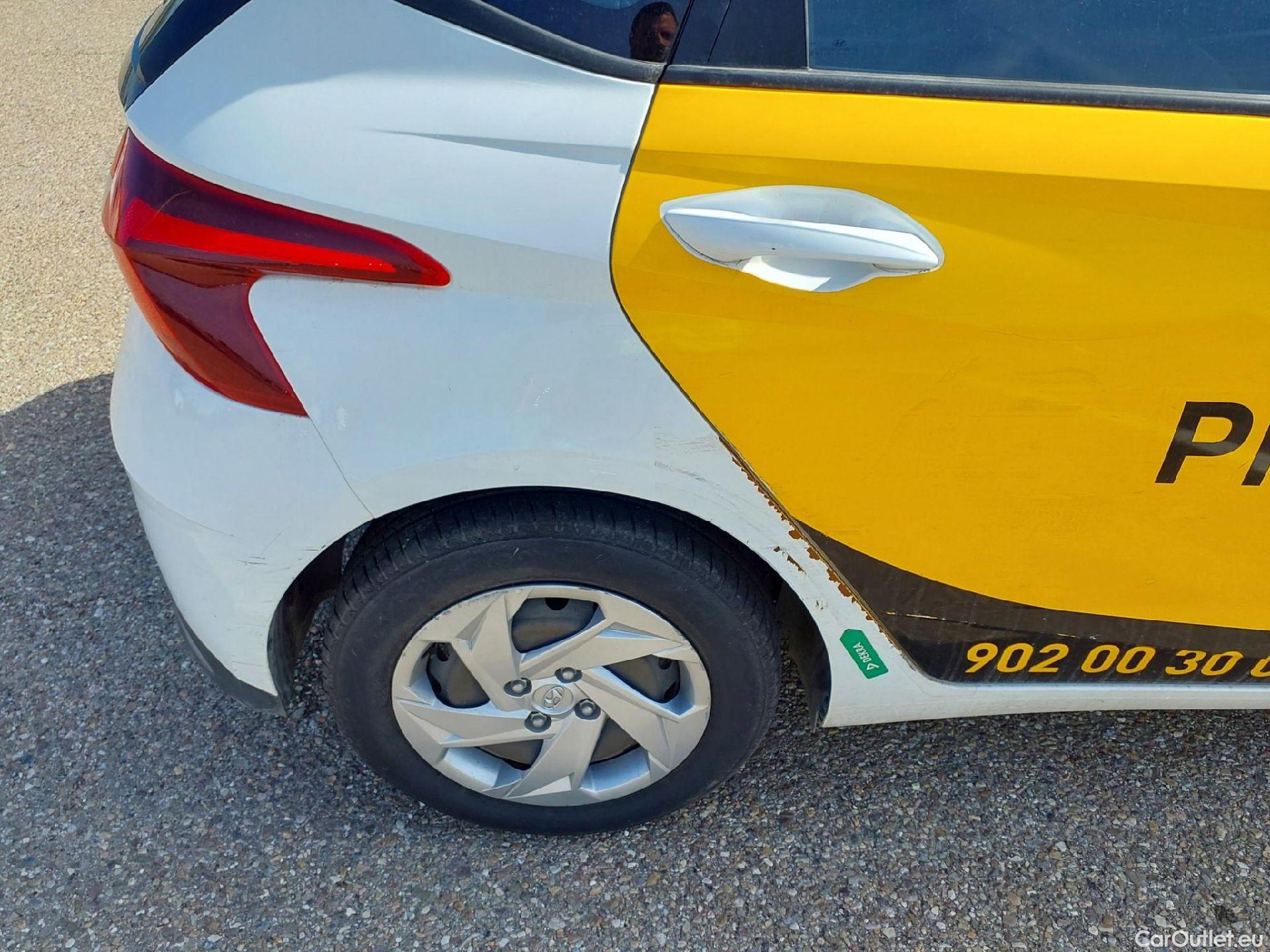  Hyundai  i20 HYUNDAI  / 2020 / 5P / berlina con portón 1.0 TGDI 74kW (100CV) 48V Essence #21