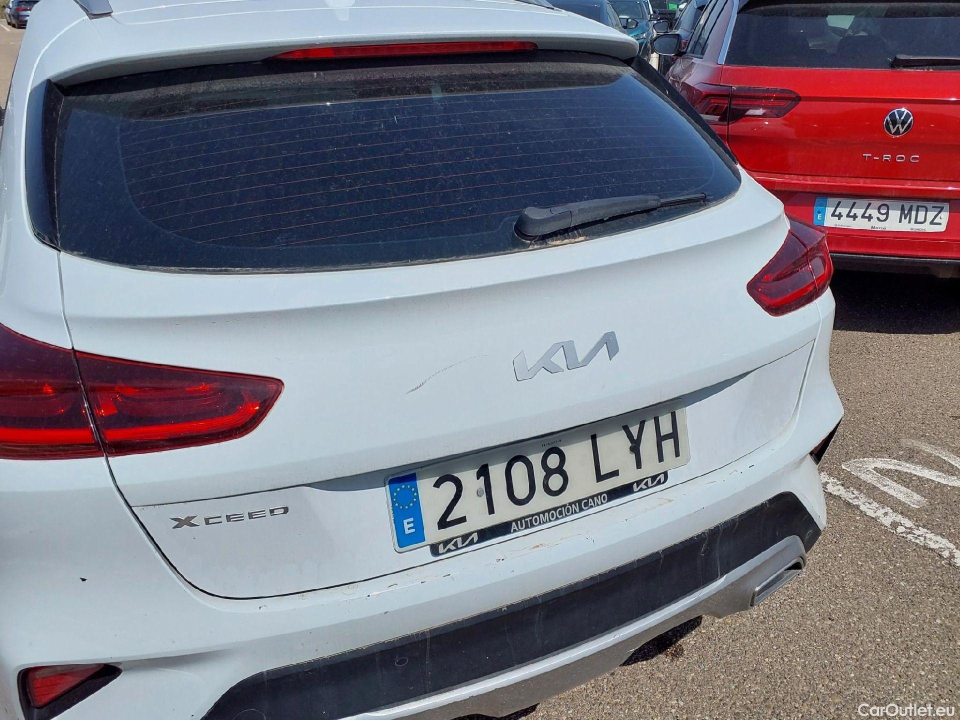  KIA  XCeed KIA  / 2019 / 5P / todoterreno 1.0 T-GDi Drive 88kW (120CV) #29