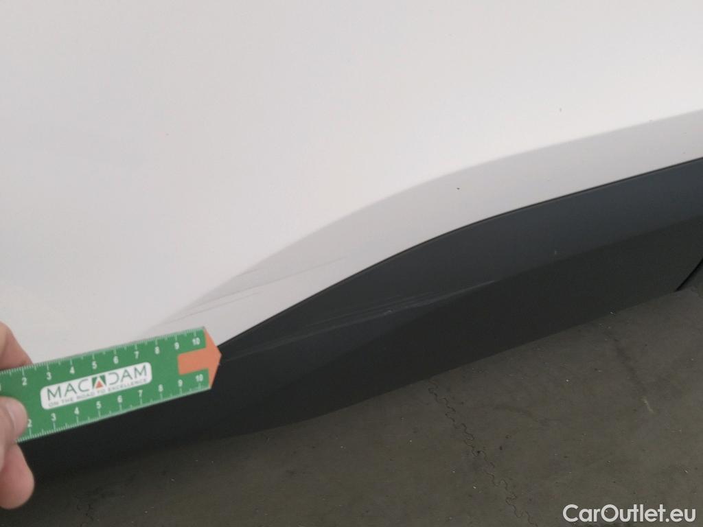  Citroen  C4 CITROEN  / 2020 / 5P / berlina con portón BlueHdi 110 S&S Live Pack #10