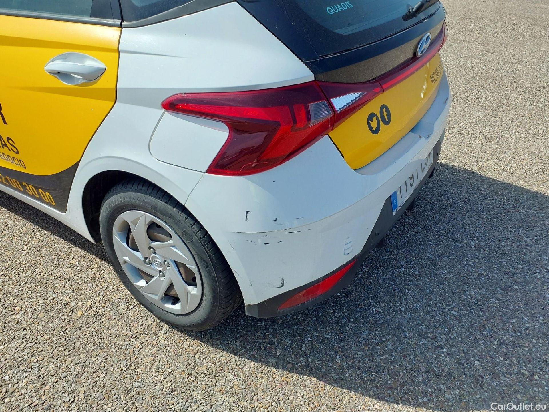  Hyundai  i20 HYUNDAI  / 2020 / 5P / berlina con portón 1.0 TGDI 74kW (100CV) 48V Essence #13