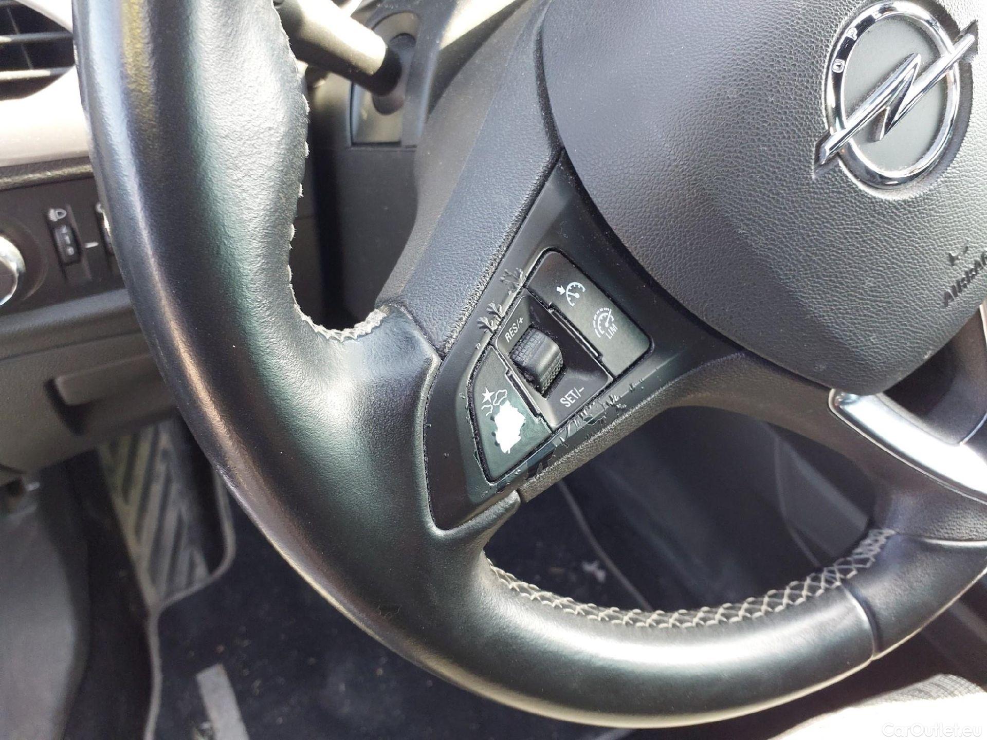  Opel  Astra OPEL  / 2019 / 5P / berlina con portón 1.5D DVC 77kW (105CV) 2020 #23