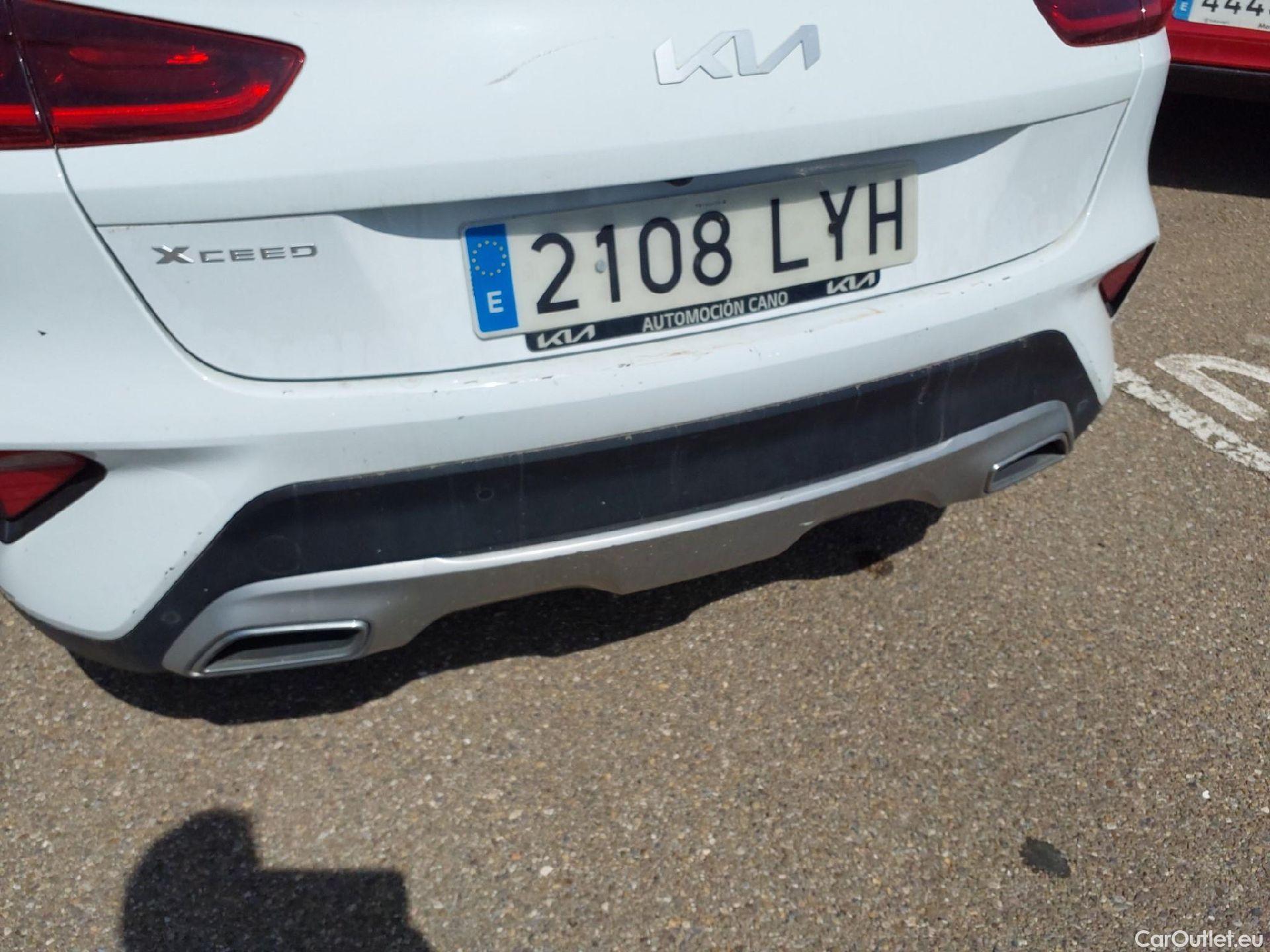  KIA  XCeed KIA  / 2019 / 5P / todoterreno 1.0 T-GDi Drive 88kW (120CV) #32