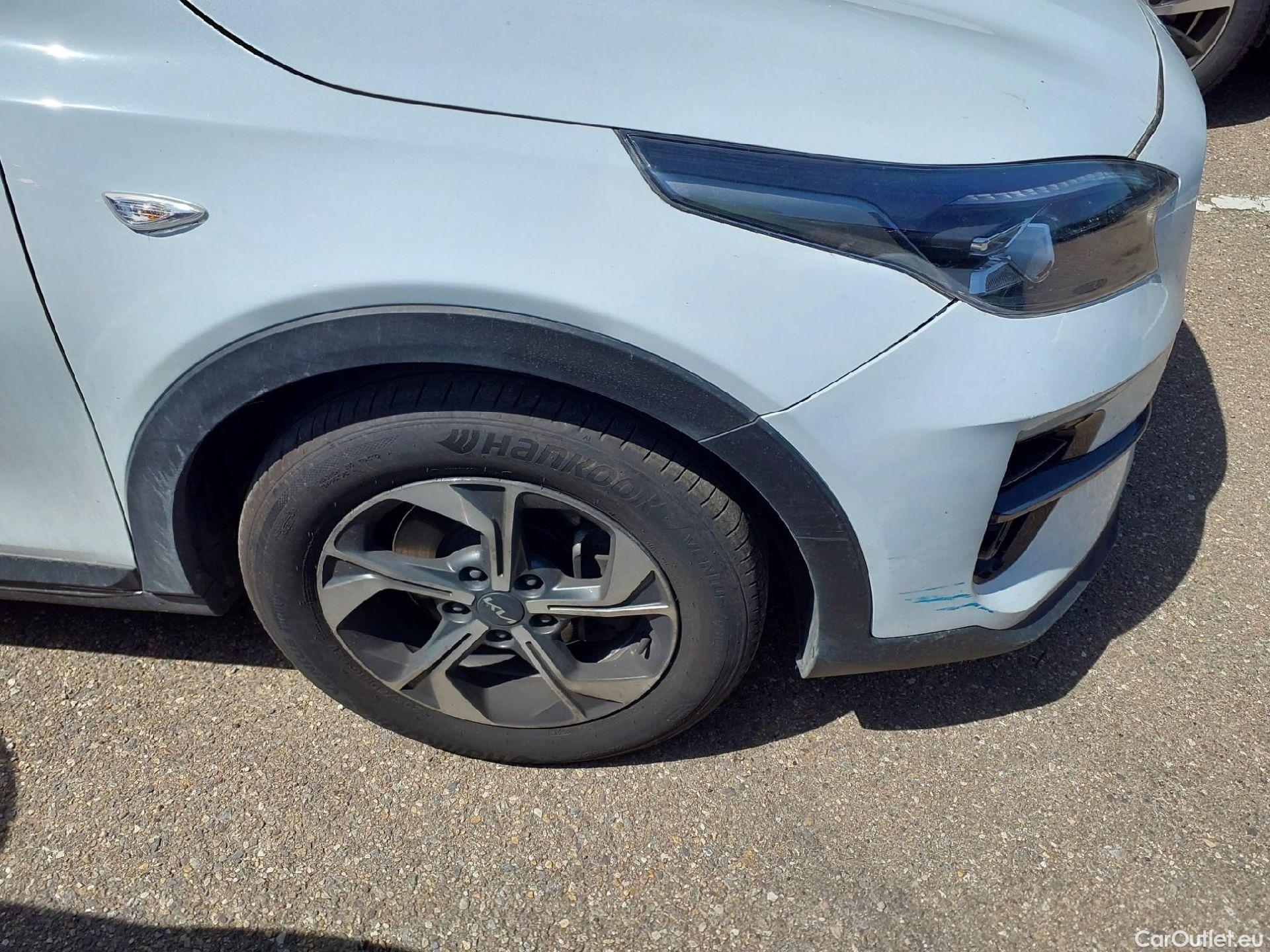  KIA  XCeed KIA  / 2019 / 5P / todoterreno 1.0 T-GDi Drive 88kW (120CV) #41