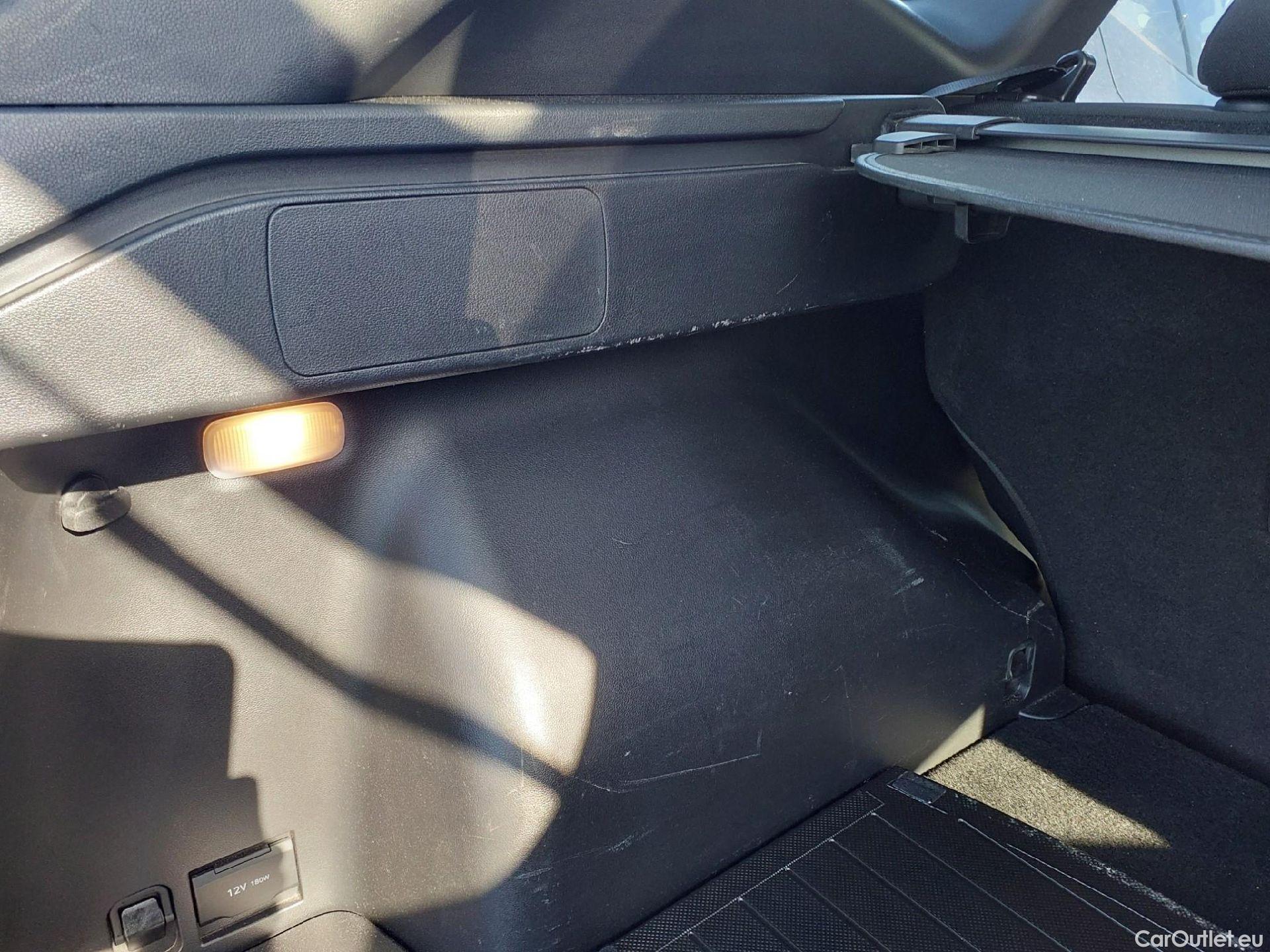  Hyundai  Tucson HYUNDAI  / 2020 / 5P / todoterreno 1.6 CRDI 100kW (136CV) 48V Maxx DCT 4x4 #2