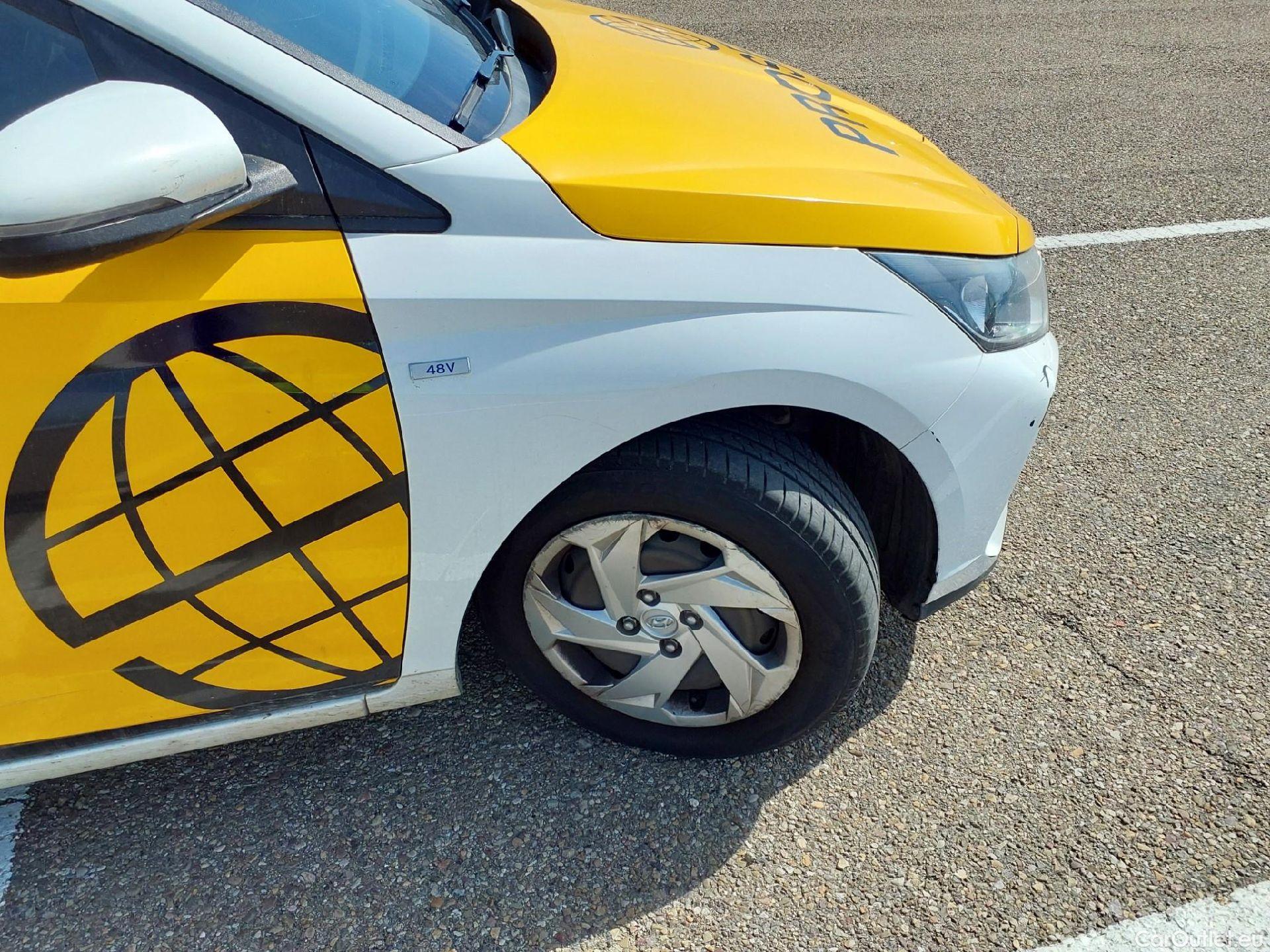  Hyundai  i20 HYUNDAI  / 2020 / 5P / berlina con portón 1.0 TGDI 74kW (100CV) 48V Essence #27