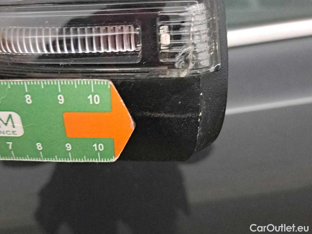  KIA  Sportage KIA  1.6MHEV Drive 100kW(136CV) 4x2(Crist Tintados) #17