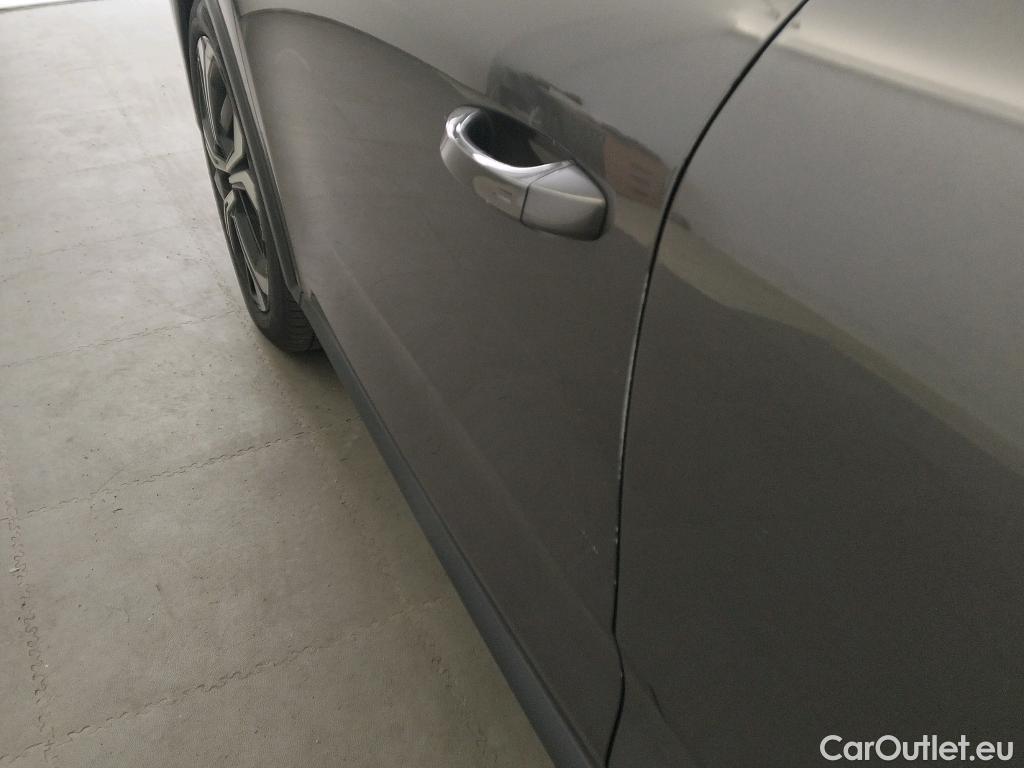  Citroen  C5 CITROEN  X / 2021 / 5P / berlina con portón PureTech 96kW (130CV) S&S EAT8 Shine #18