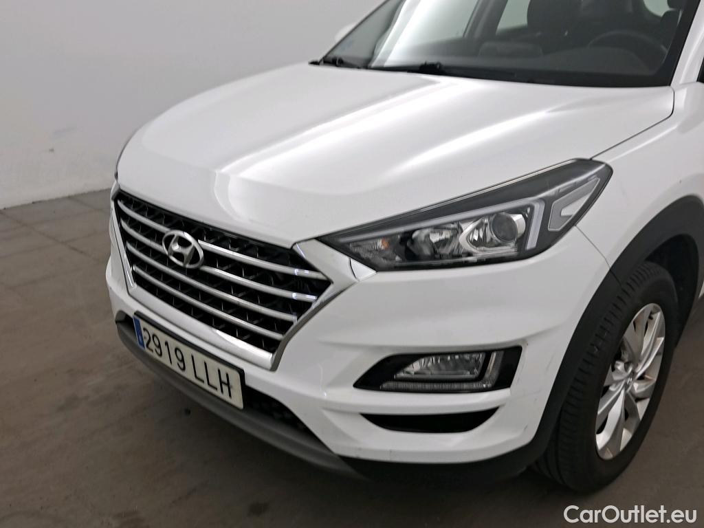  Hyundai  Tucson HYUNDAI  / 2018 / 5P / todoterreno 1.6 CRDI 85kW (116CV) 48V SLE 4X2(SP)(SL) #10