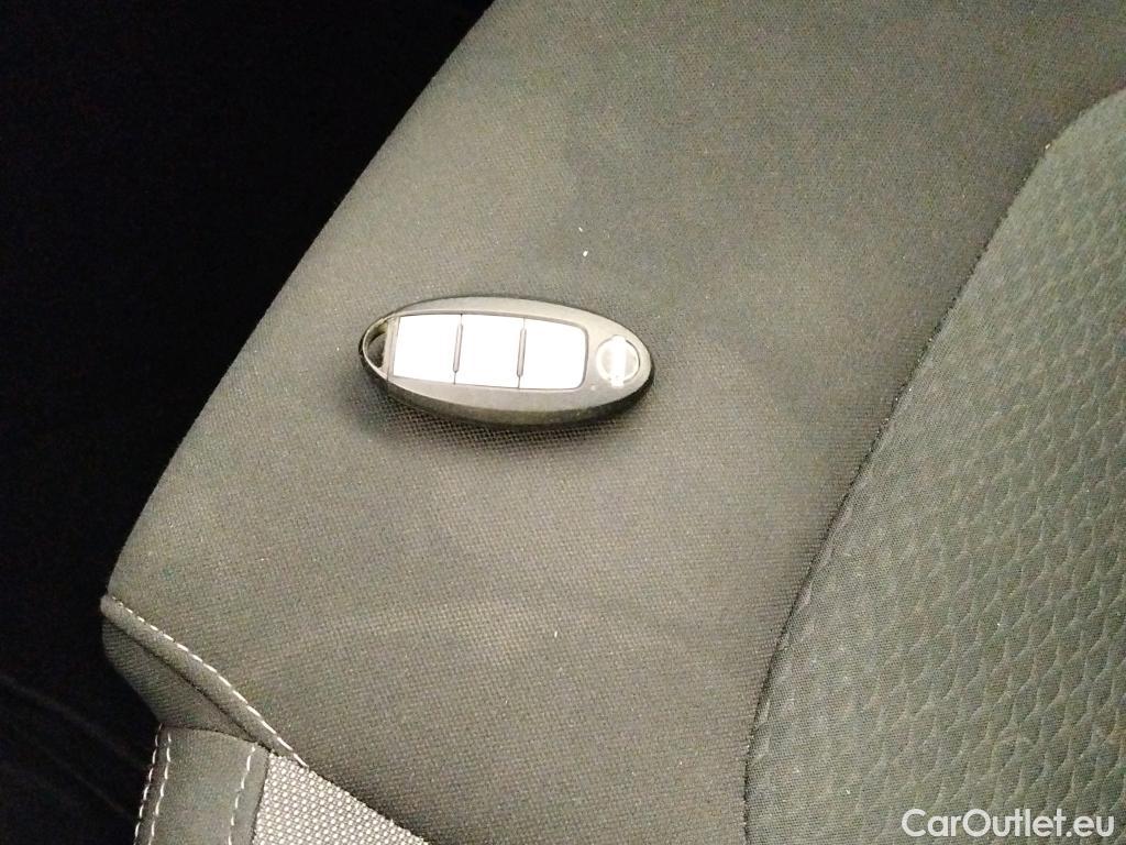  Nissan  Qashqai NISSAN  / 2017 / 5P / todoterreno dCi 85 kW (115 CV) E6D DCT N-CONNECTA #2