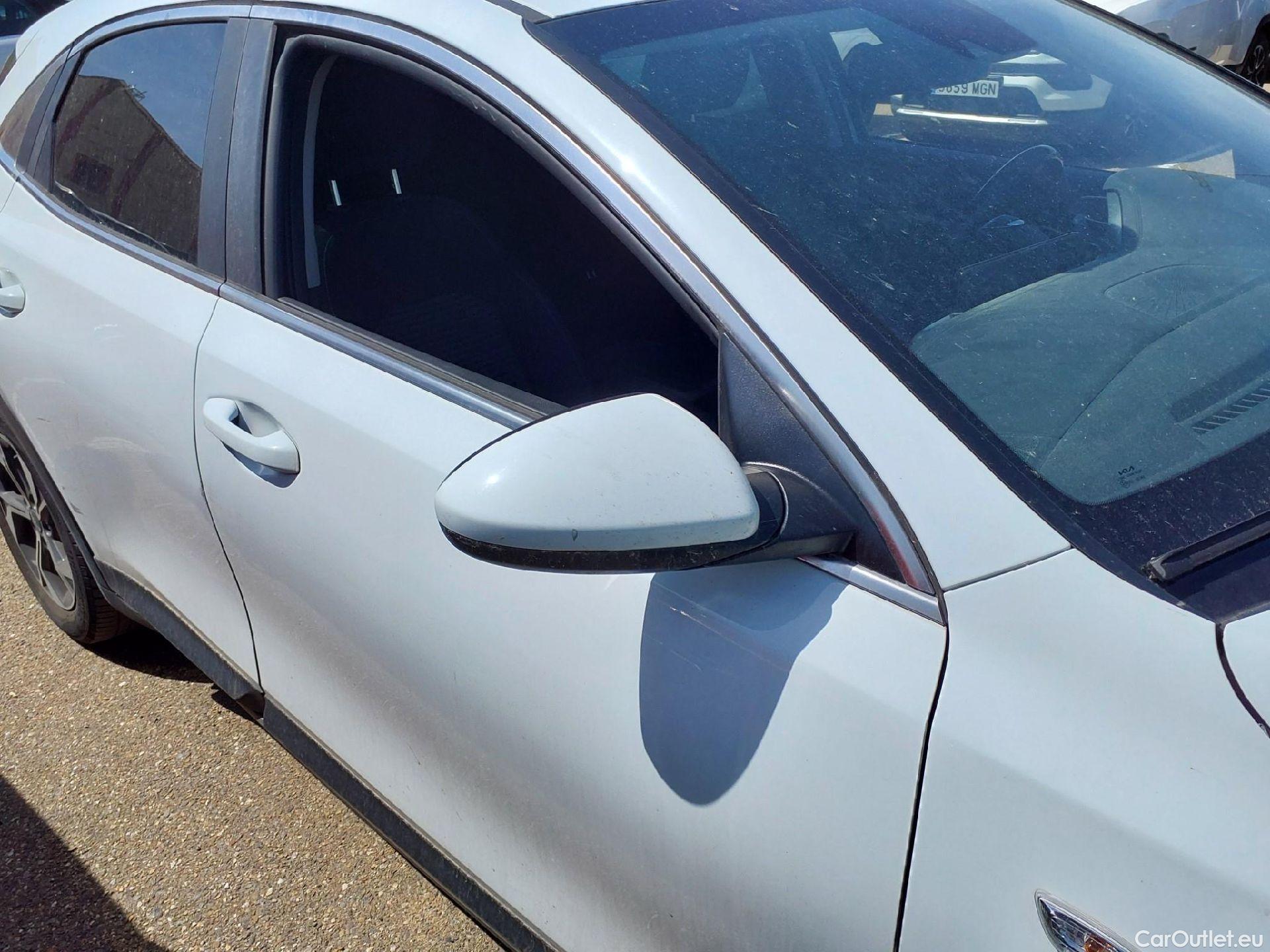  KIA  XCeed KIA  / 2019 / 5P / todoterreno 1.0 T-GDi Drive 88kW (120CV) #40