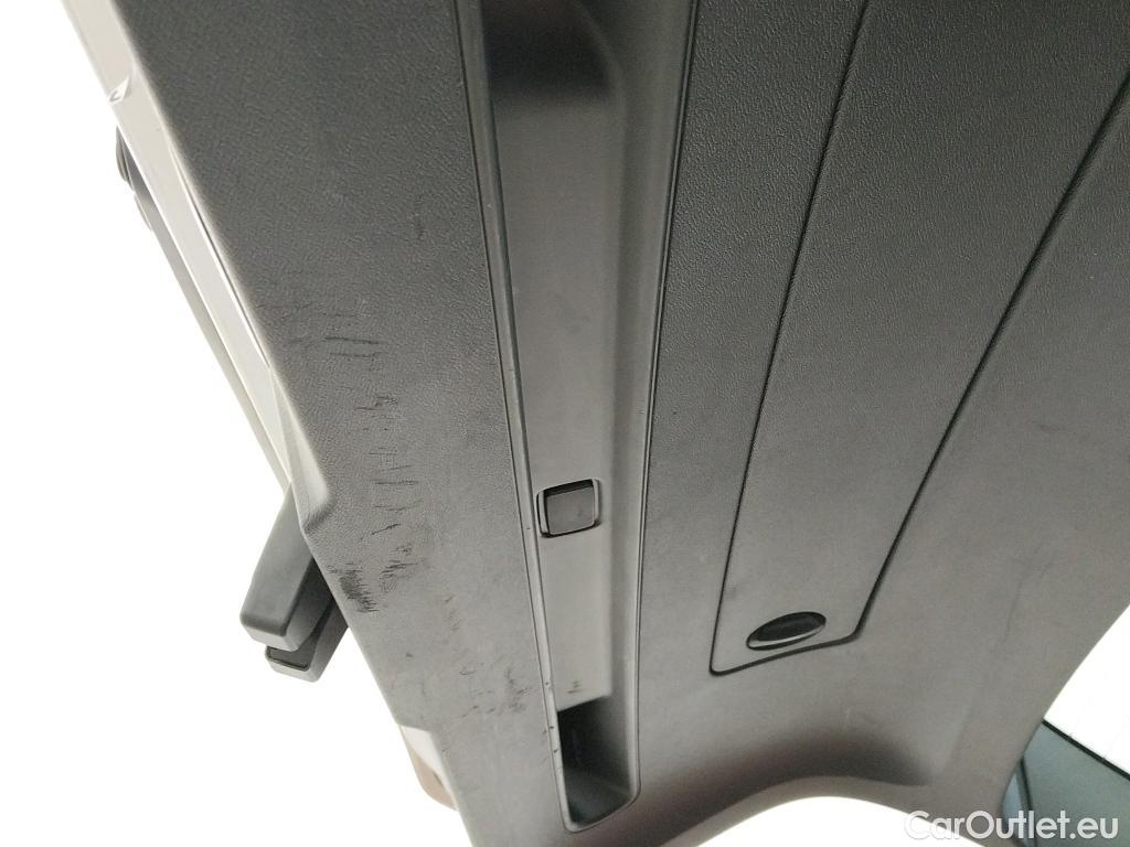  Volvo  XC 40 VOLVO XC40 todoterreno 1.5 T5 Twin Recharge Inscription Ex Auto 260 CV 10 kWh #24