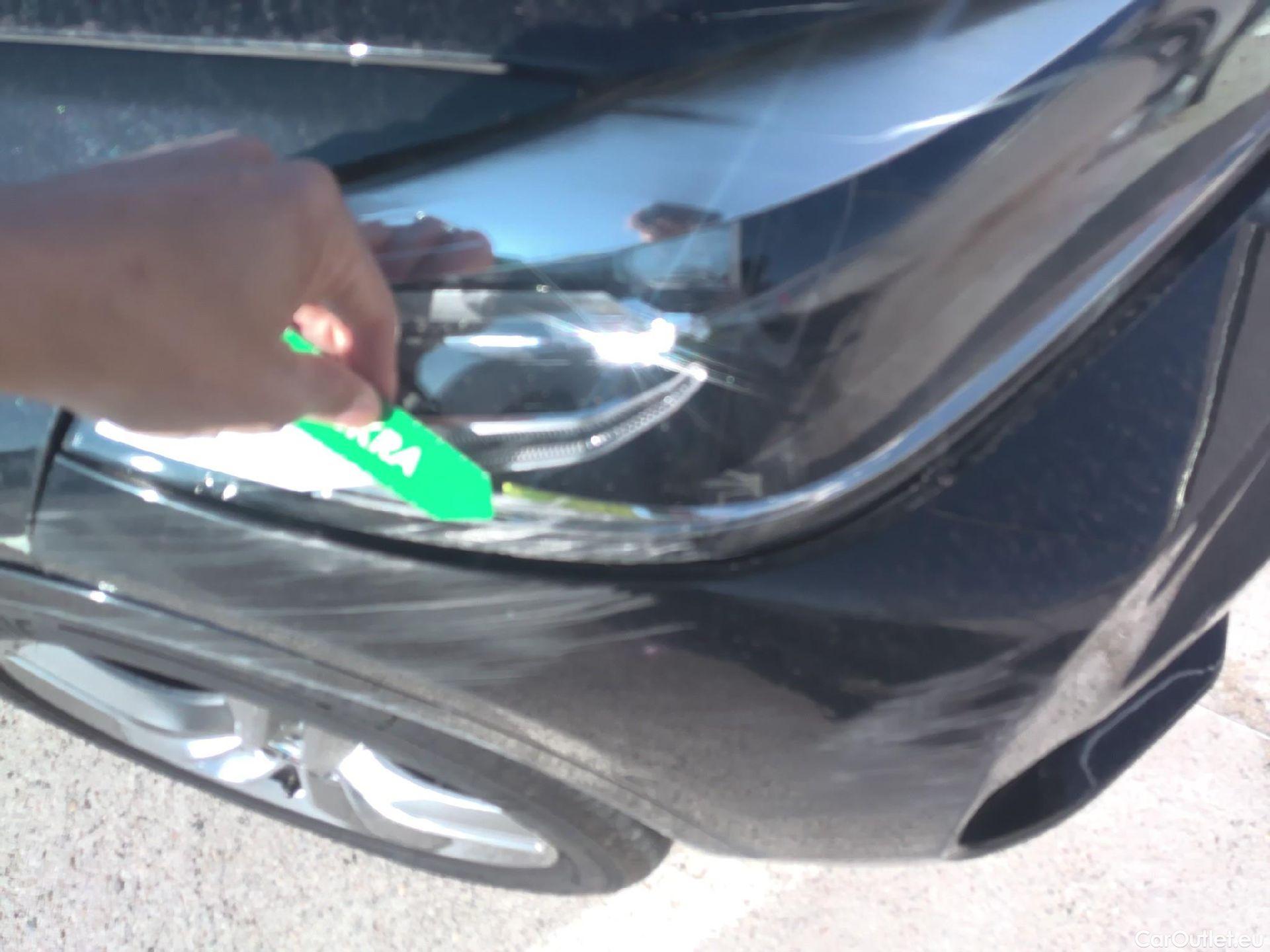  Bmw  X2 BMW  / 2017 / 5P / todoterreno sDrive18d #4