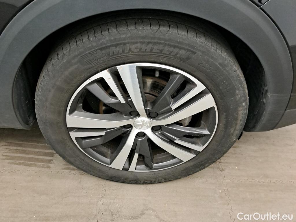  Peugeot  3008 PEUGEOT  / 2020 / 5P / todoterreno 1.5 BlueHDi 96kW (130CV) S&S Allure EAT8 #5