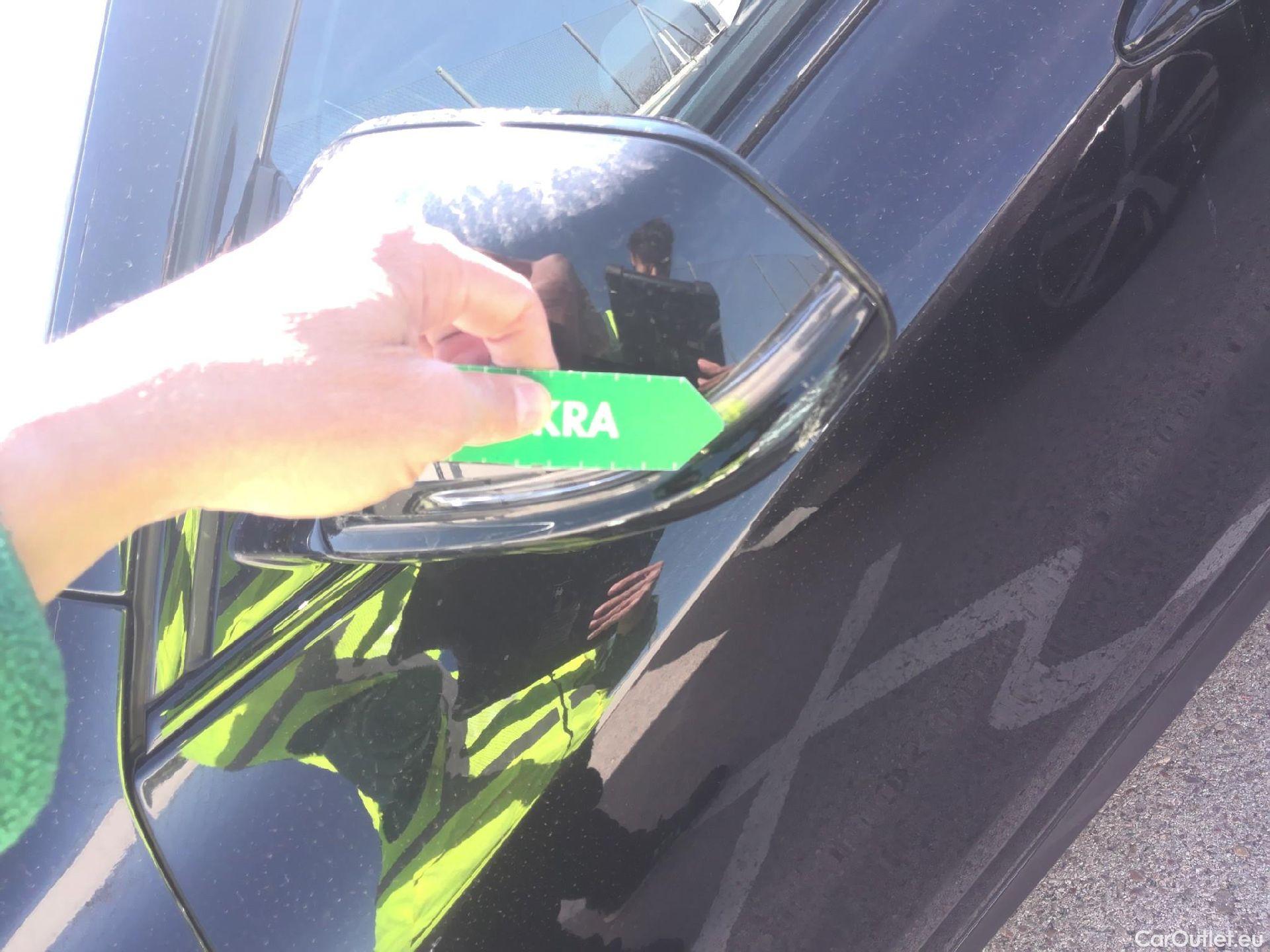  Bmw  X2 BMW  / 2017 / 5P / todoterreno sDrive18d #18