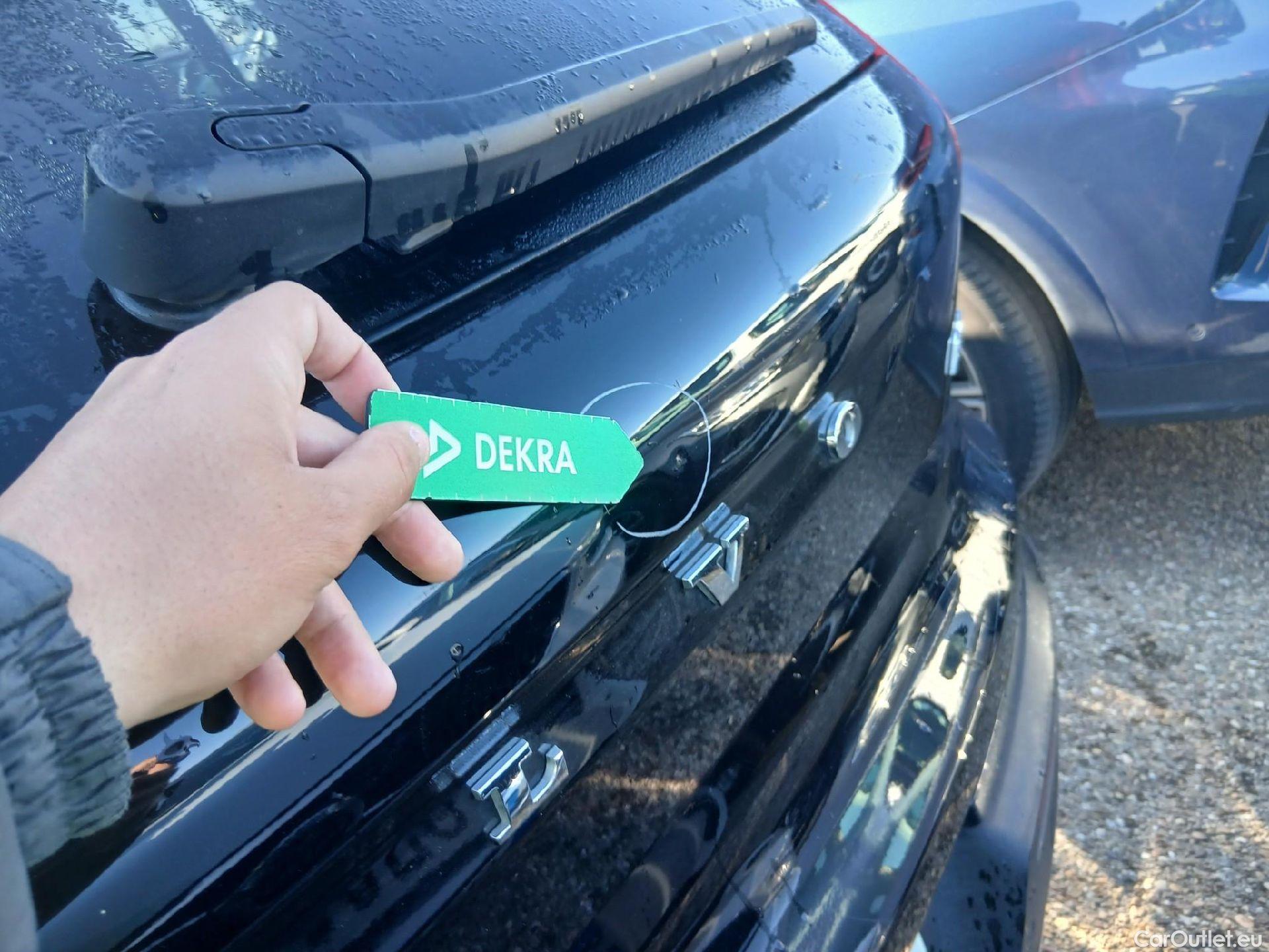  Volvo  XC 40 VOLVO XC40 todoterreno 2.0 B3 G Core Auto 160 CV #7