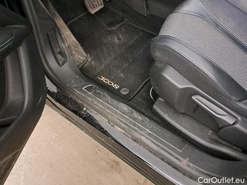  Peugeot  3008 PEUGEOT  / 2020 / 5P / todoterreno 1.5 BlueHDi 96kW (130CV) S&S Allure EAT8 #13