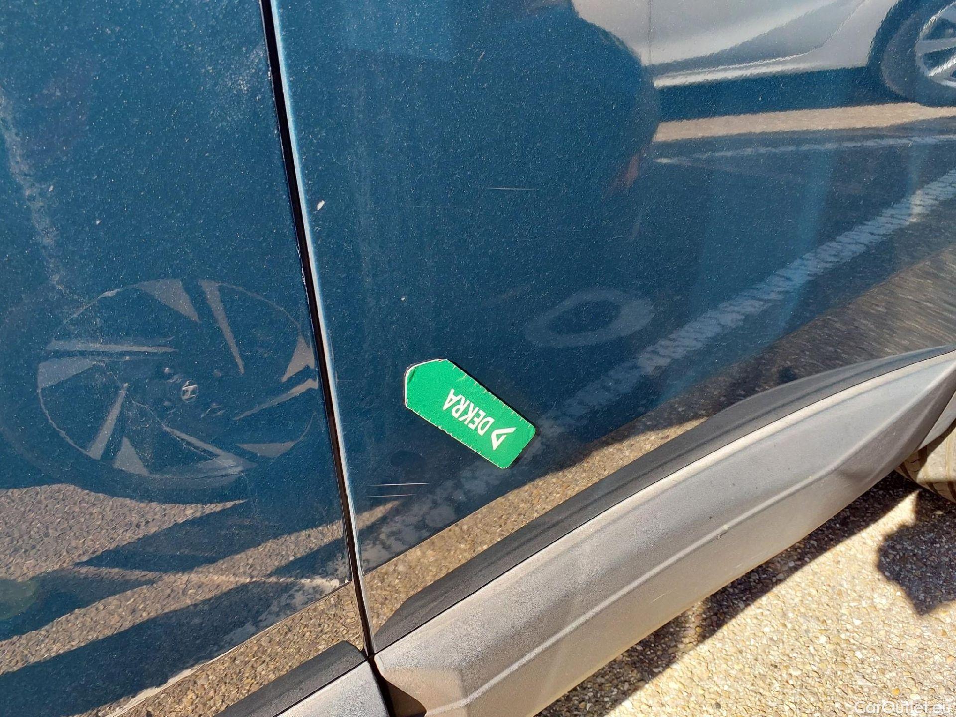  Peugeot  3008 PEUGEOT  / 2020 / 5P / todoterreno 1.5 BlueHDi 96kW S&S Active Pack EAT8 #1