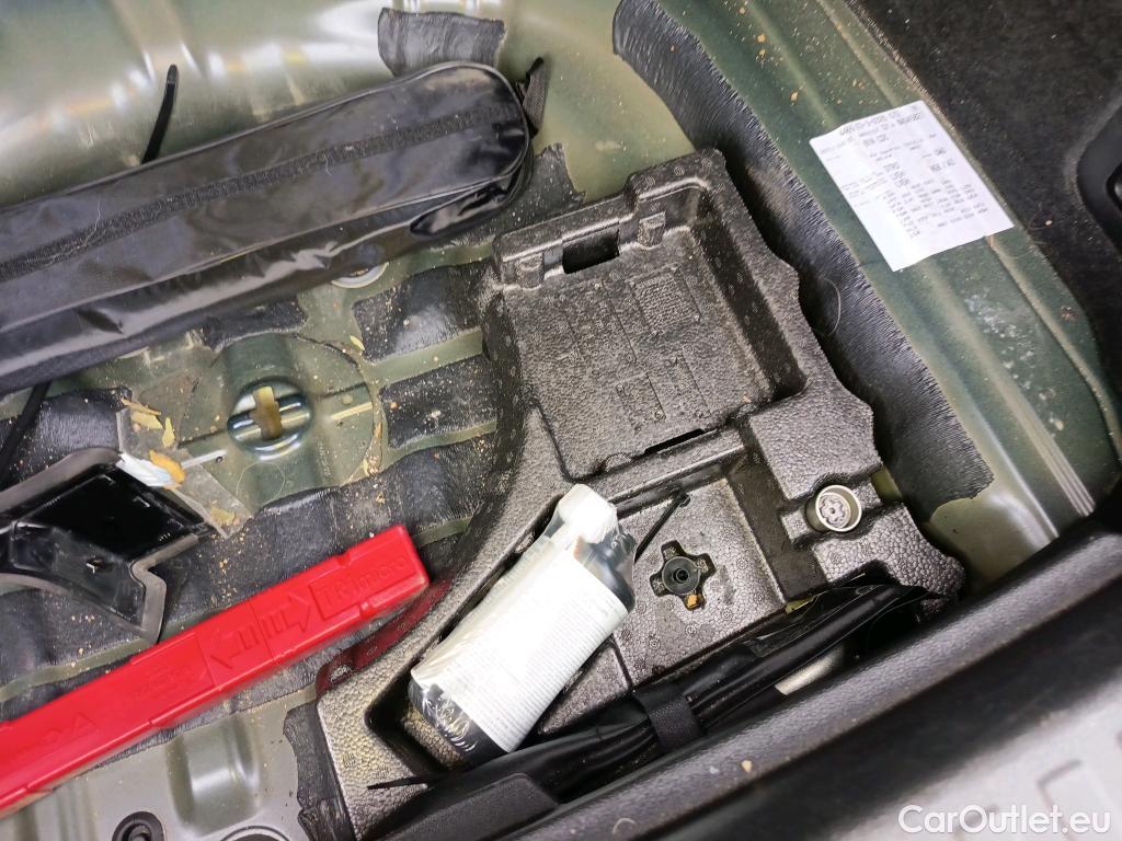  Audi  A3 AUDI  / 2020 / 5P / berlina con portón Sportback S line 30 TDI 85kW (116CV) #6