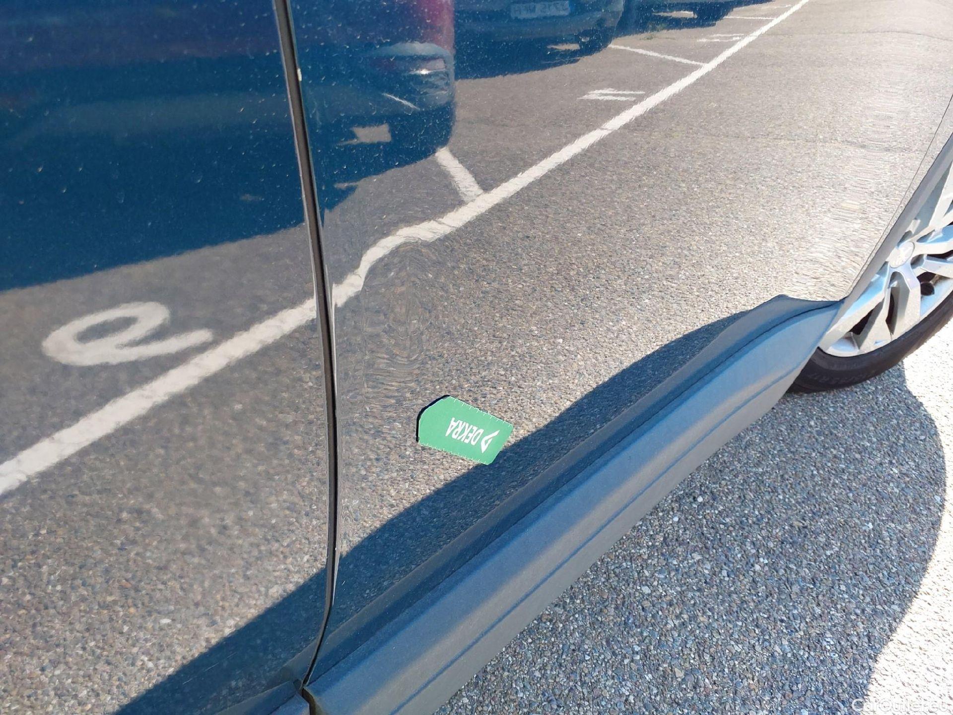  Peugeot  3008 PEUGEOT  / 2020 / 5P / todoterreno 1.5 BlueHDi 96kW S&S Active Pack EAT8 #14