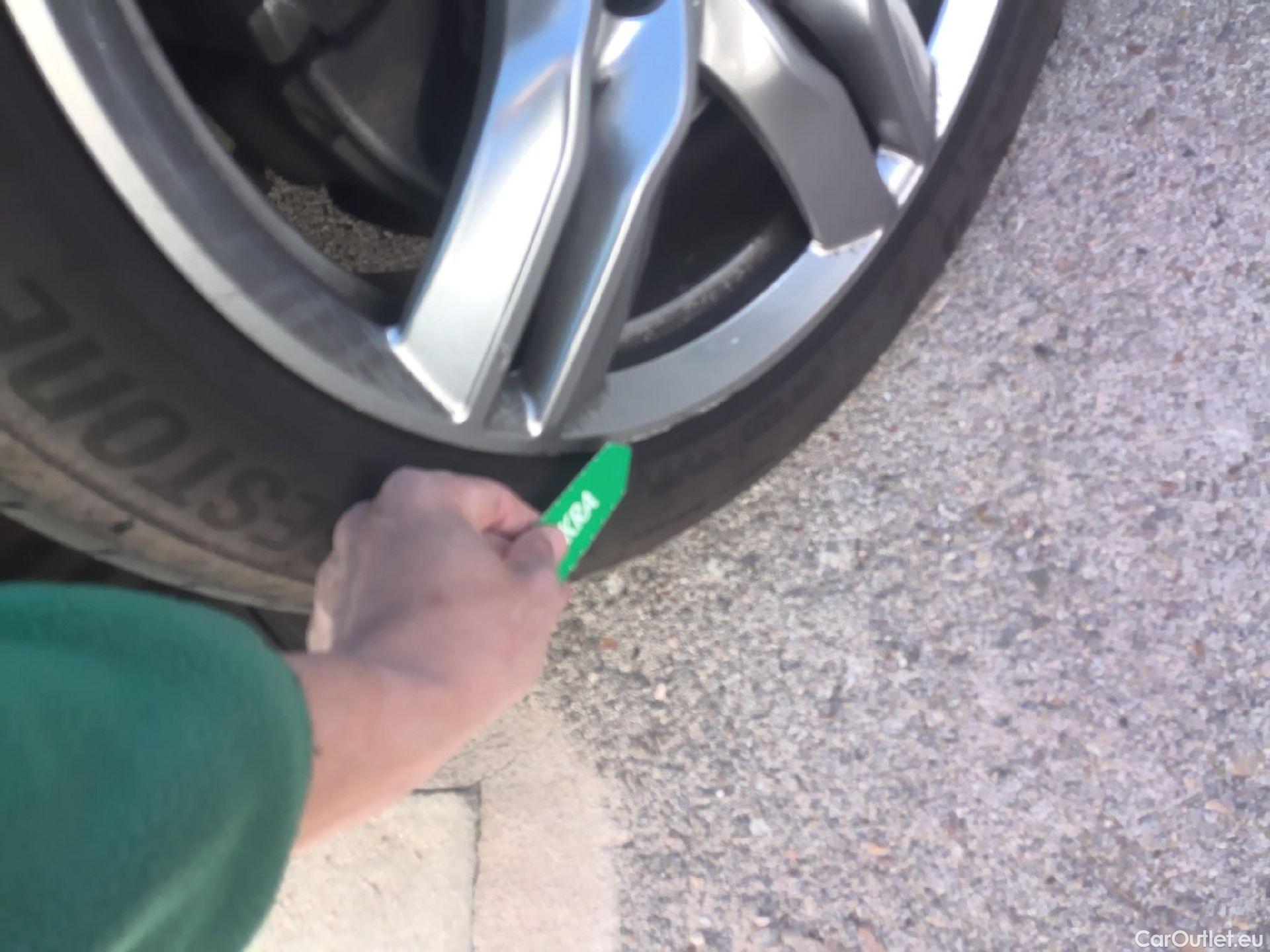  Bmw  X2 BMW  / 2017 / 5P / todoterreno sDrive18d #9