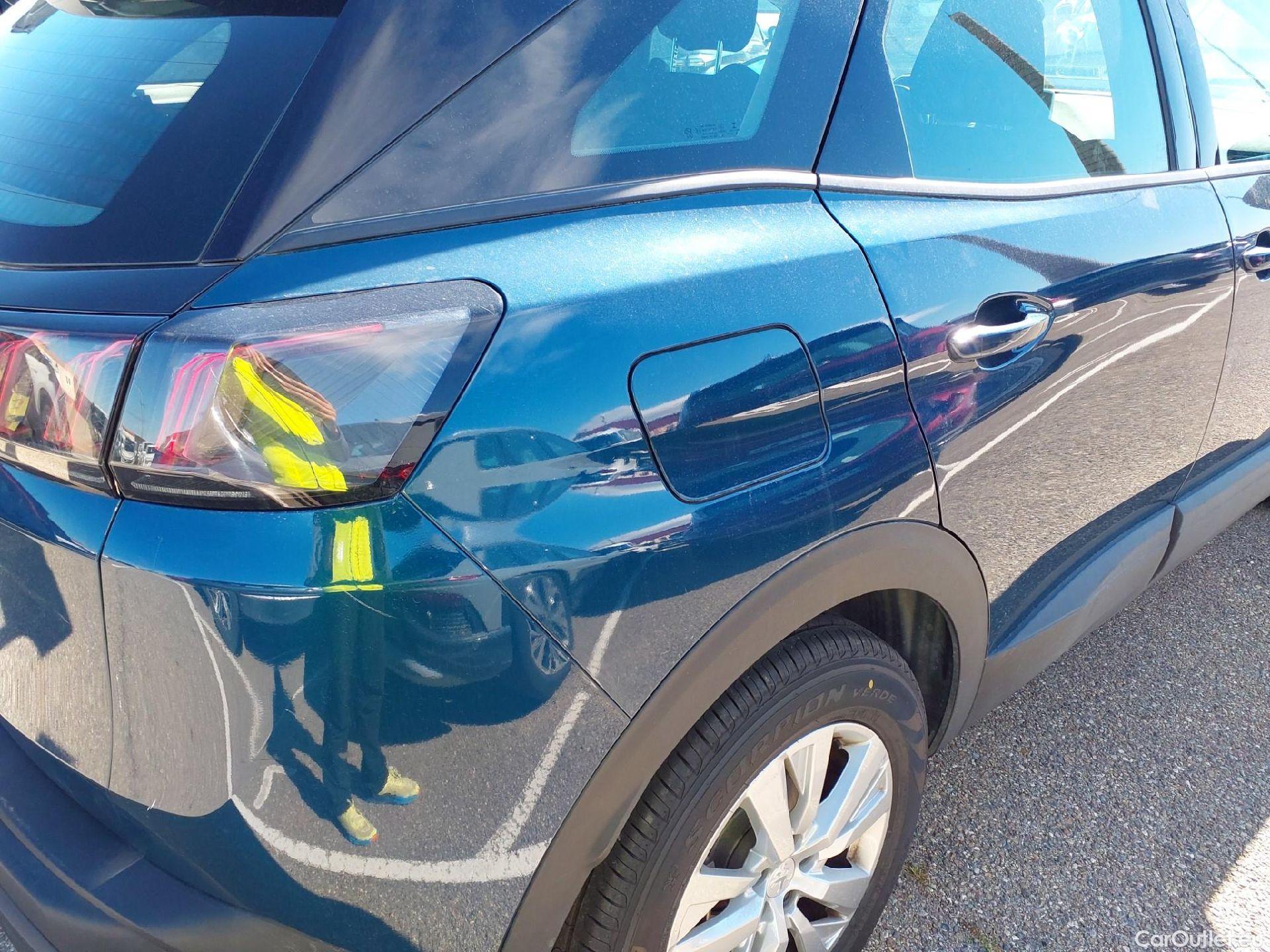  Peugeot  3008 PEUGEOT  / 2020 / 5P / todoterreno 1.5 BlueHDi 96kW S&S Active Pack EAT8 #13