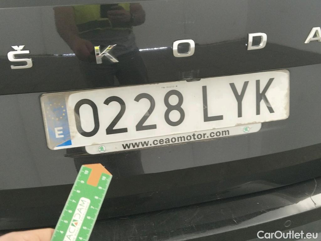  Skoda  Karoq SKODA  / 2017 / 5P / todoterreno 2.0 TDI 85kW (115CV) Ambition #26