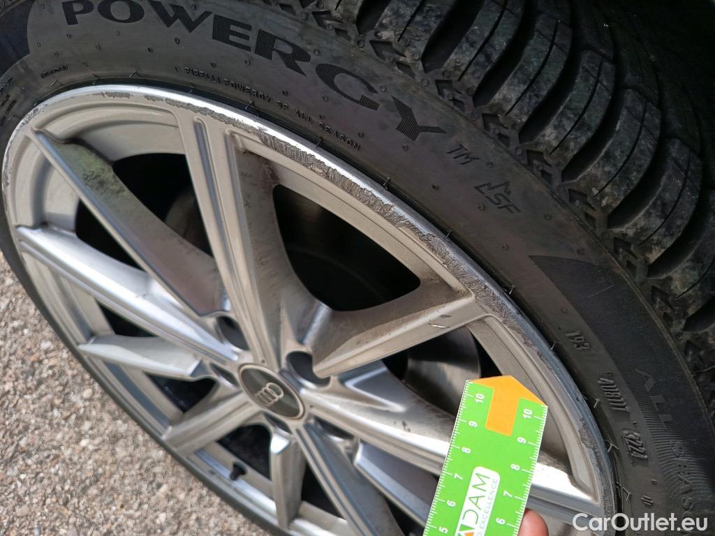  Audi  A3 AUDI  / 2020 / 5P / berlina con portón Sportback S line 30 TDI 85kW (116CV) #19