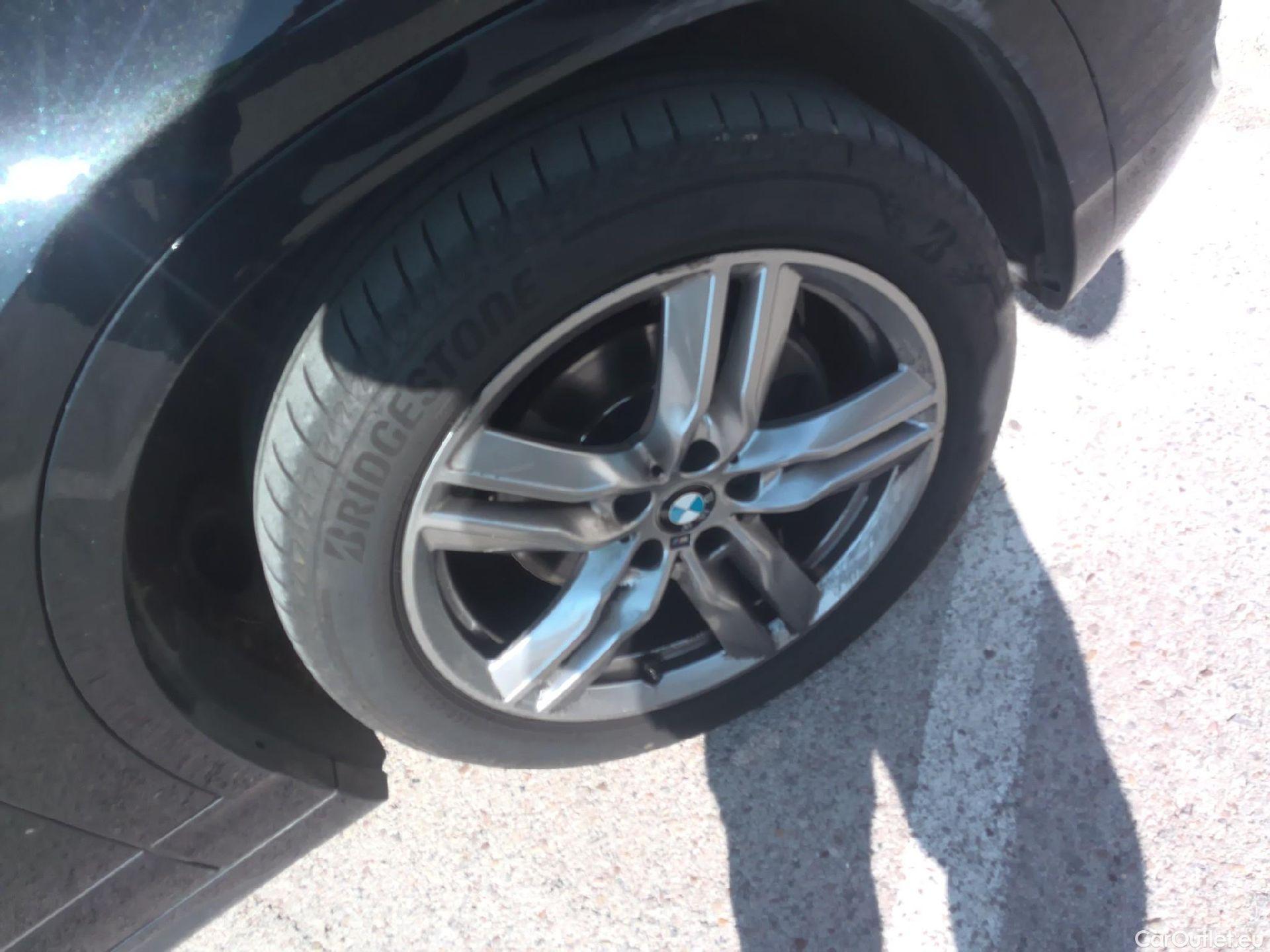  Bmw  X2 BMW  / 2017 / 5P / todoterreno sDrive18d #41