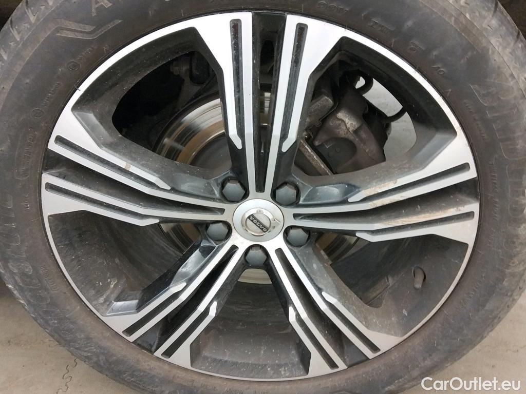  Volvo  XC 40 VOLVO XC40 todoterreno 1.5 T5 Twin Recharge Inscription Ex Auto 260 CV 10 kWh #9