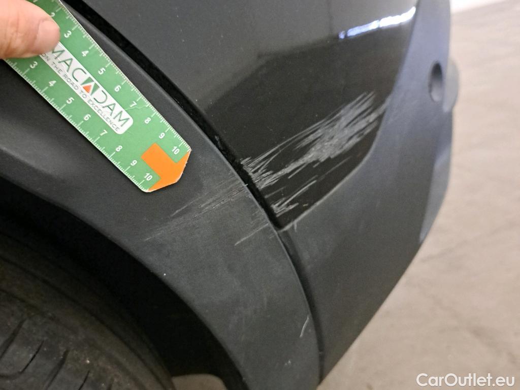  Peugeot  3008 PEUGEOT  / 2020 / 5P / todoterreno 1.5 BlueHDi 96kW (130CV) S&S Allure EAT8 #23