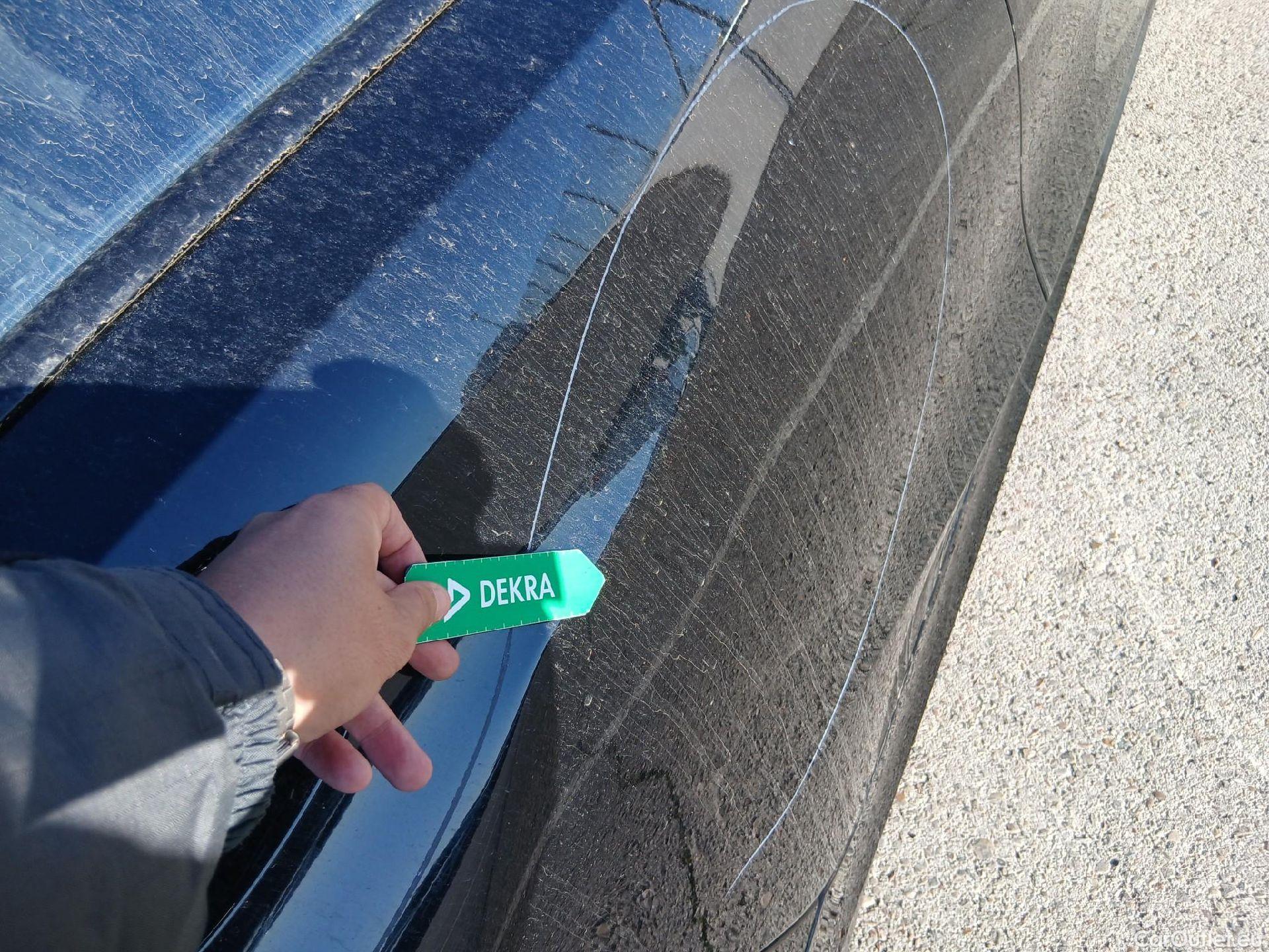  Bmw  Serie 3 BMW  / 2018 / 4P / sedán 318d Auto. #19