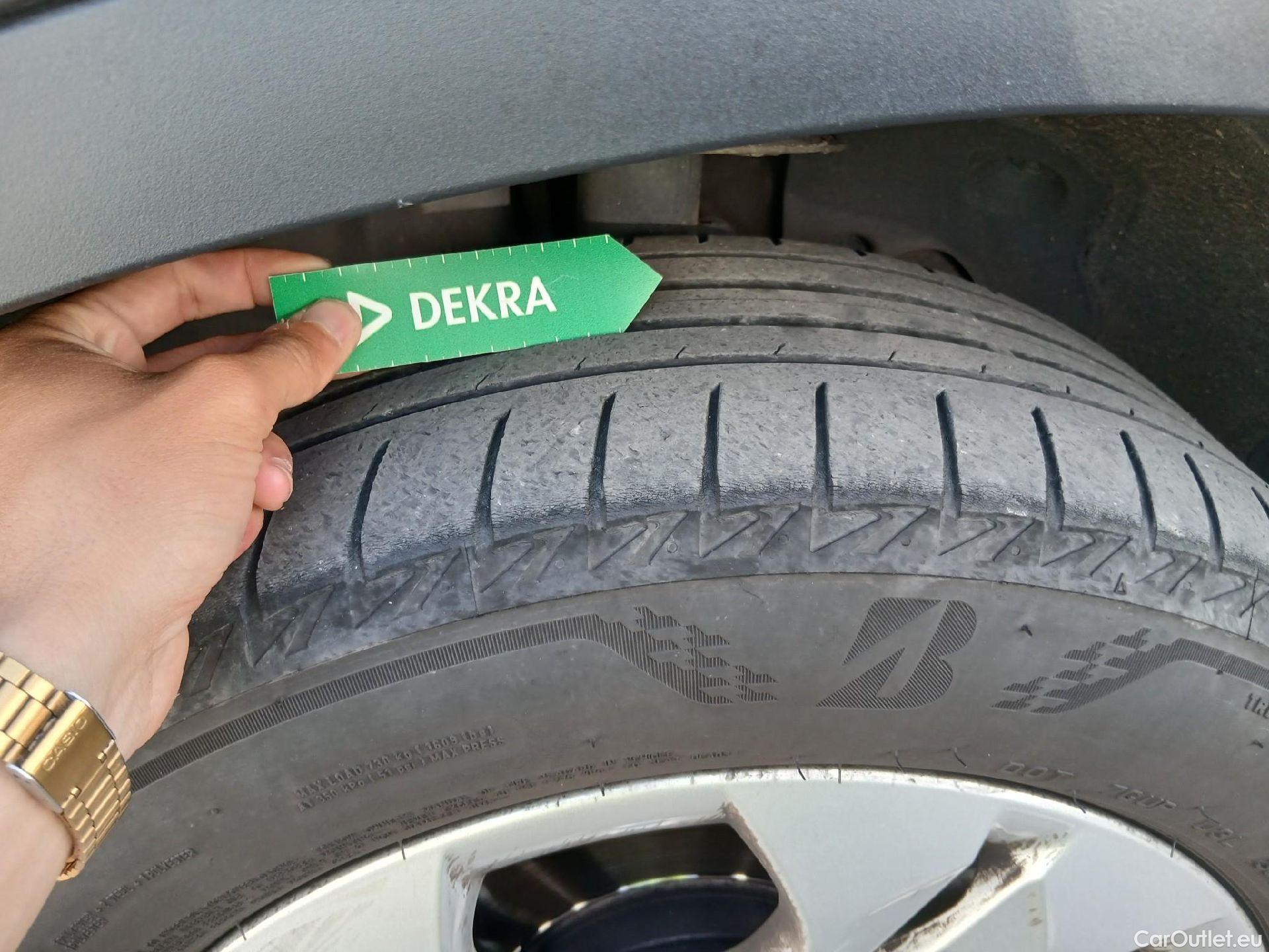  Bmw  X2 BMW  / 2017 / 5P / todoterreno sDrive18d (AC) #6