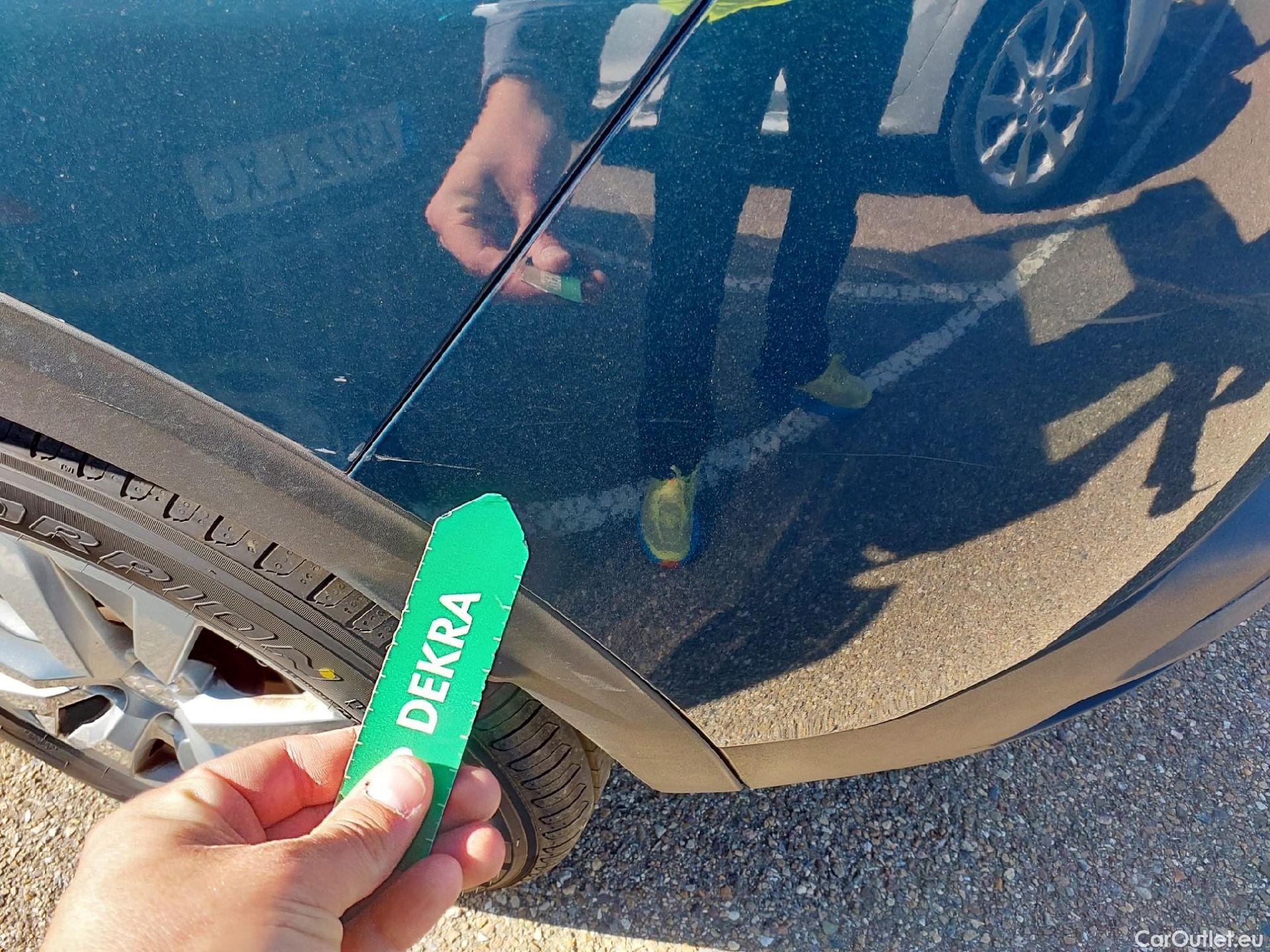  Peugeot  3008 PEUGEOT  / 2020 / 5P / todoterreno 1.5 BlueHDi 96kW S&S Active Pack EAT8 #7