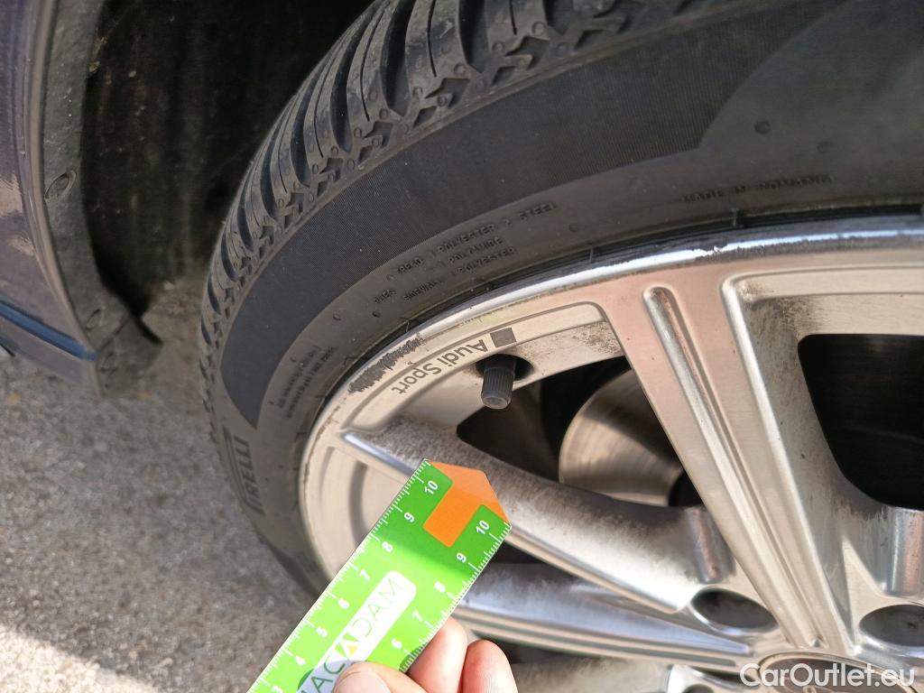  Audi  A3 AUDI  / 2020 / 5P / berlina con portón Sportback S line 30 TDI 85kW (116CV) #21