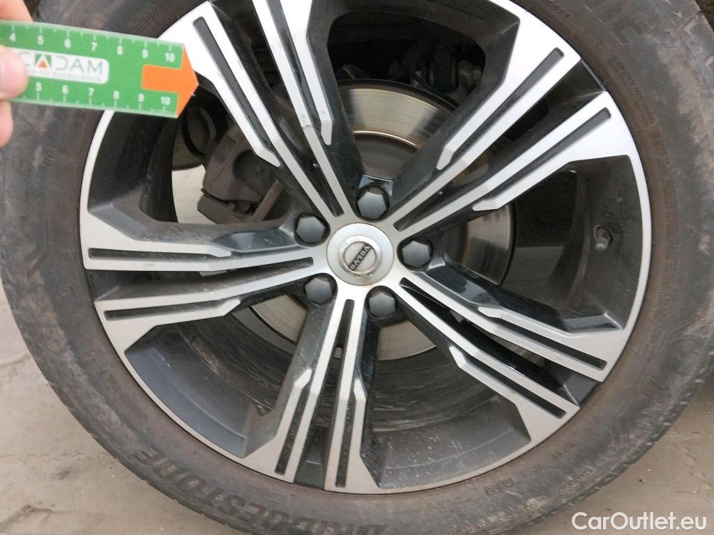  Volvo  XC 40 VOLVO XC40 todoterreno 1.5 T5 Twin Recharge Inscription Ex Auto 260 CV 10 kWh #16