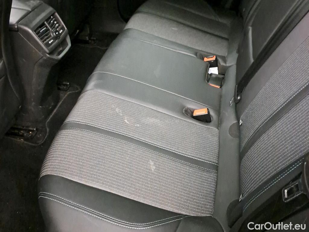  Peugeot  3008 PEUGEOT  / 2020 / 5P / todoterreno 1.5 BlueHDi 96kW (130CV) S&S Allure EAT8 #14